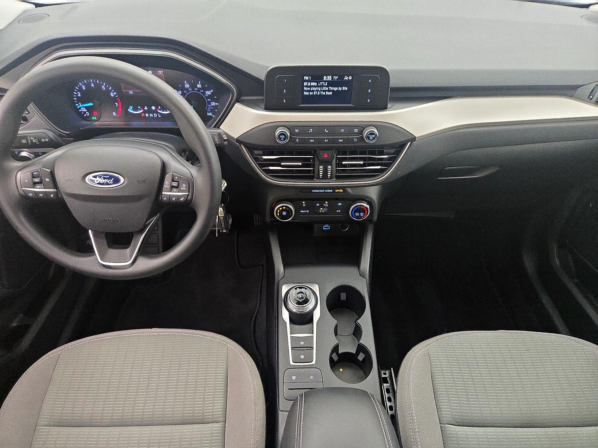 Thumbnail: 2021 Ford Escape - 9