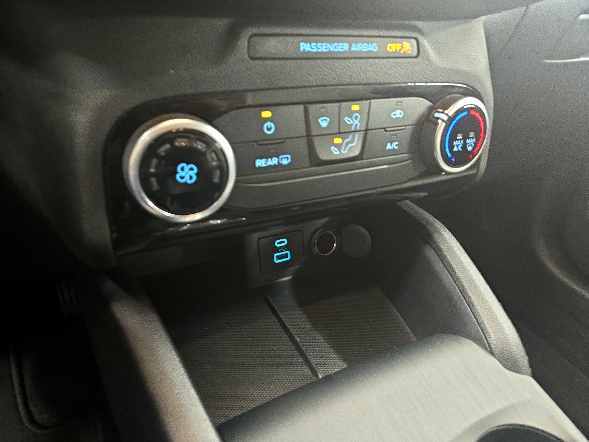 Thumbnail: 2021 Ford Escape - 16