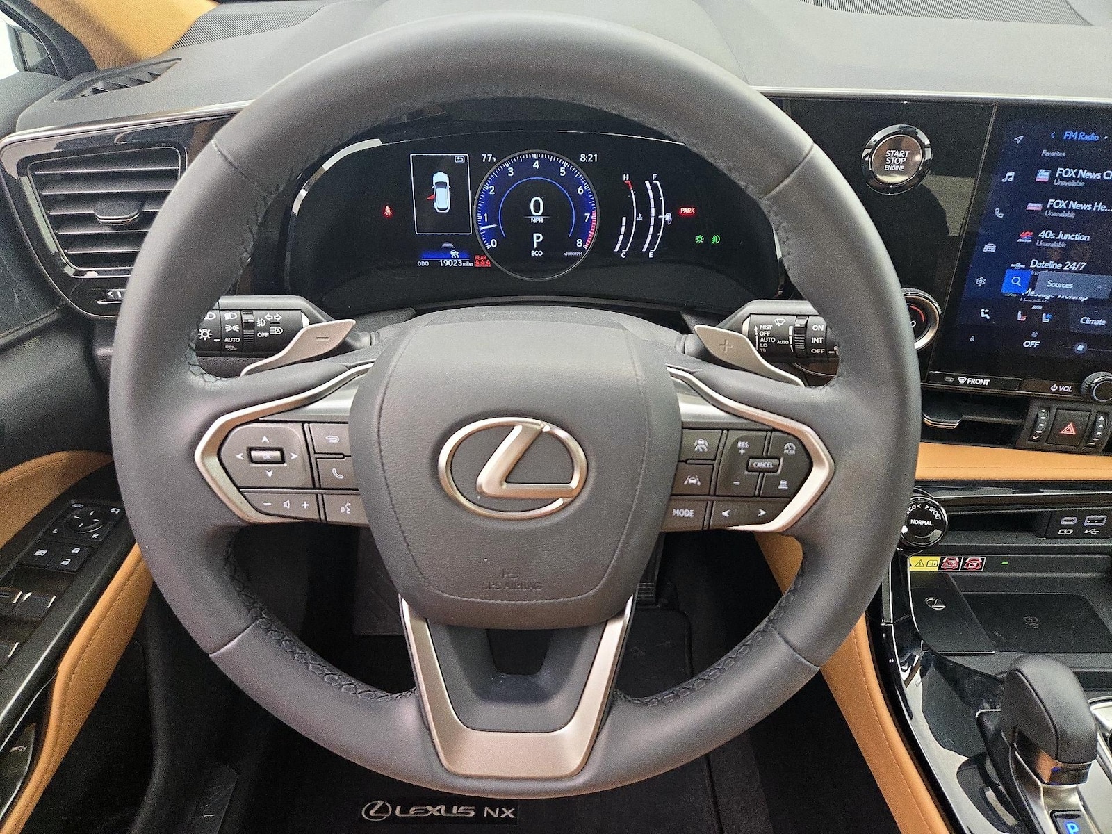 2024 Lexus NX 250 - Photo 11