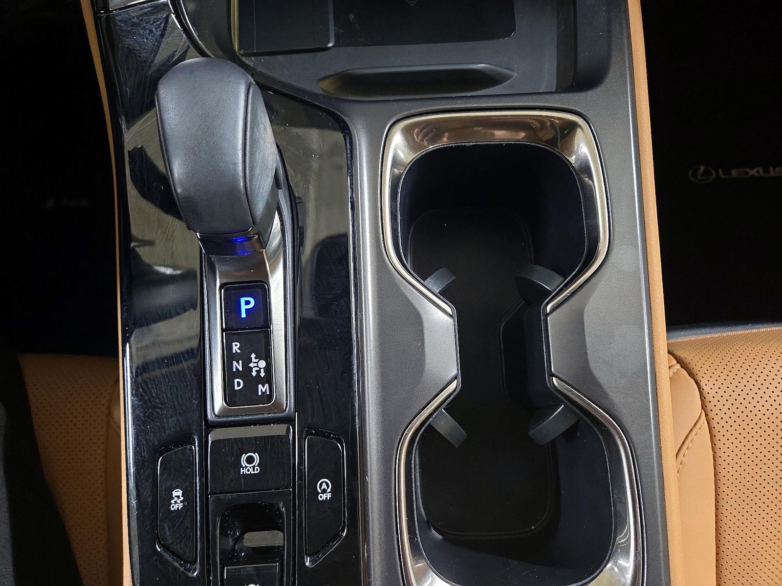 2024 Lexus NX 250 - Photo 18