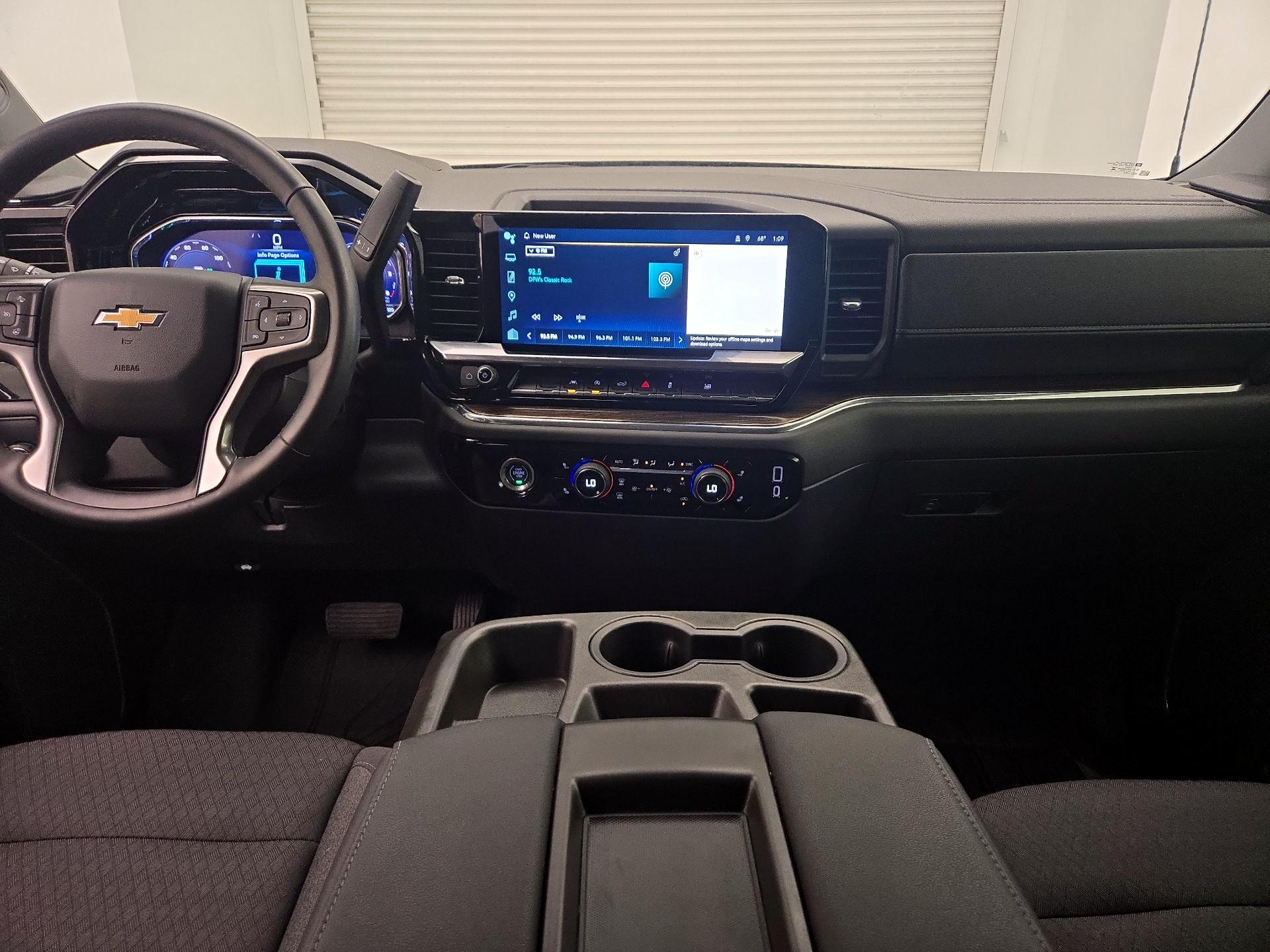 Thumbnail: 2023 Chevrolet Silverado 1500 - 9