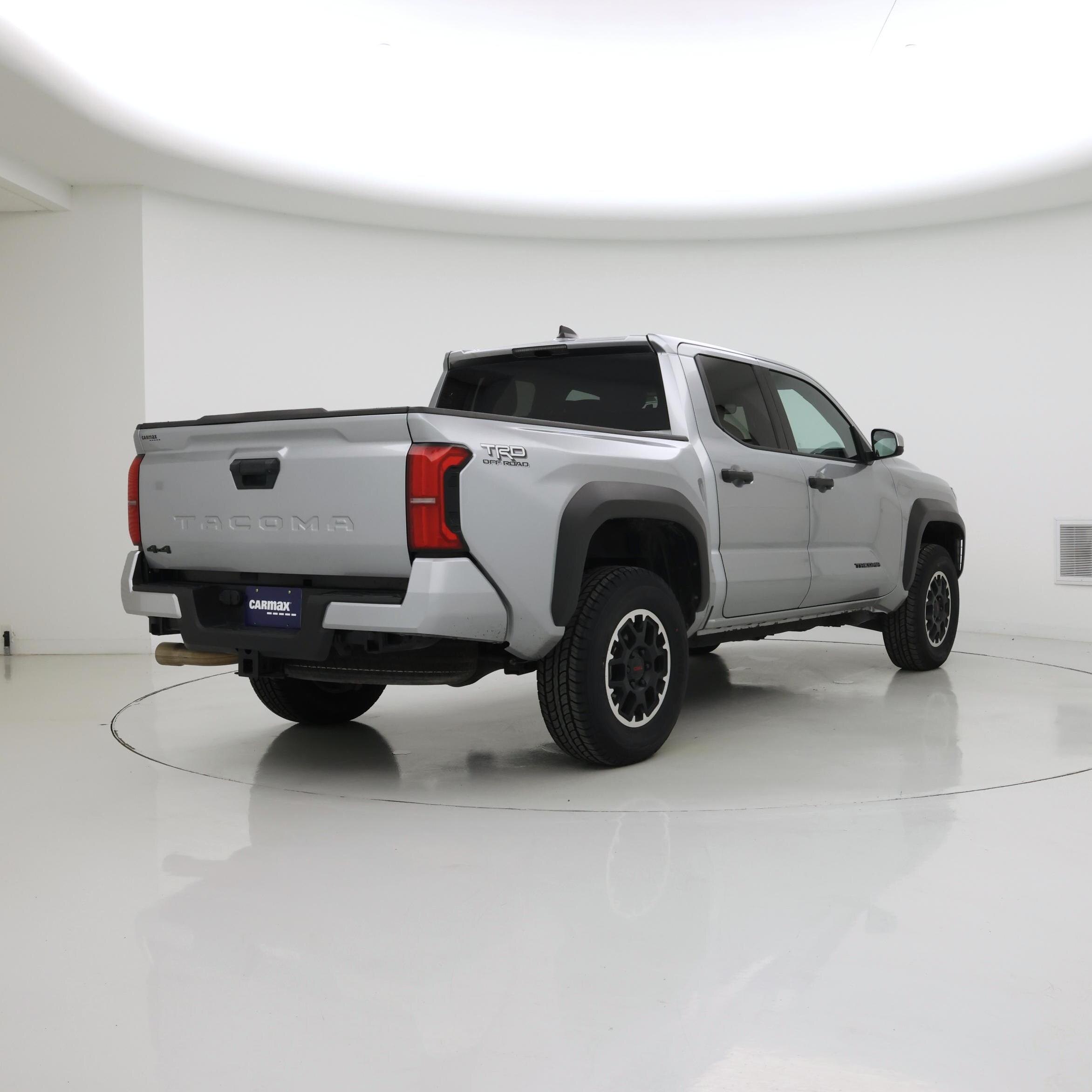 Thumbnail: 2024 Toyota Tacoma - 8