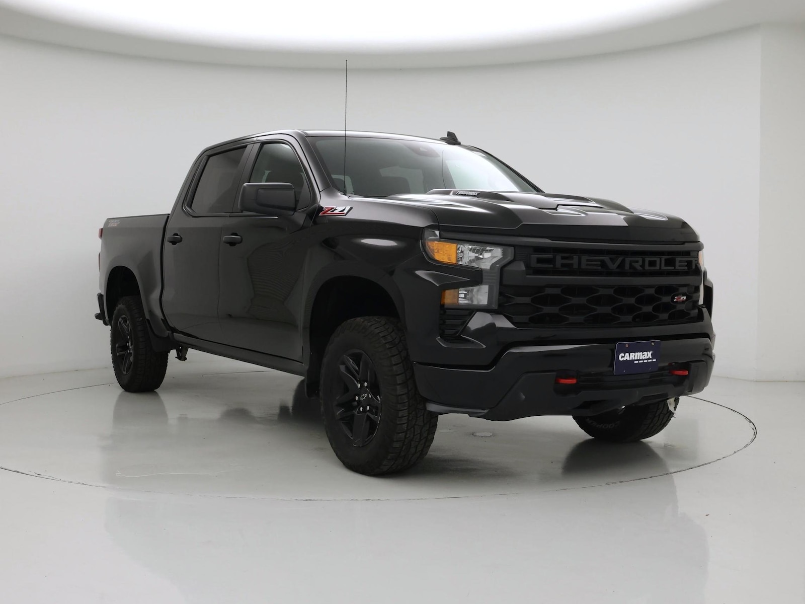 2025 Chevrolet Silverado 1500 Custom Trail Boss - Photo 2