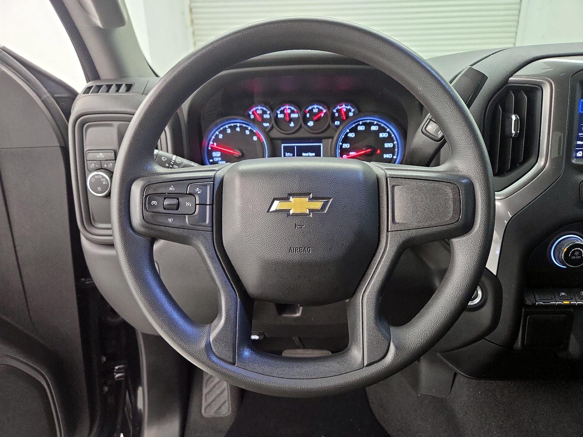 Thumbnail: 2024 Chevrolet Silverado 1500 - 10