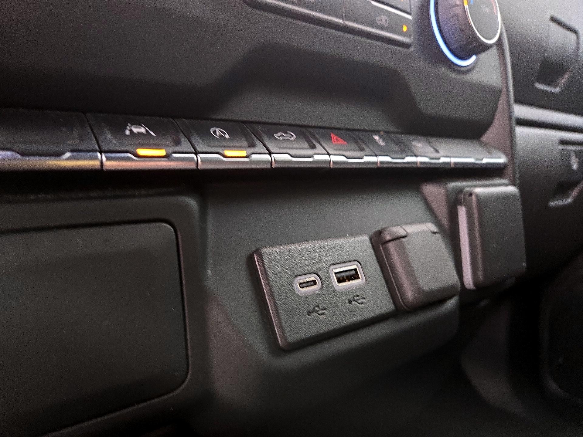 Thumbnail: 2024 Chevrolet Silverado 1500 - 18