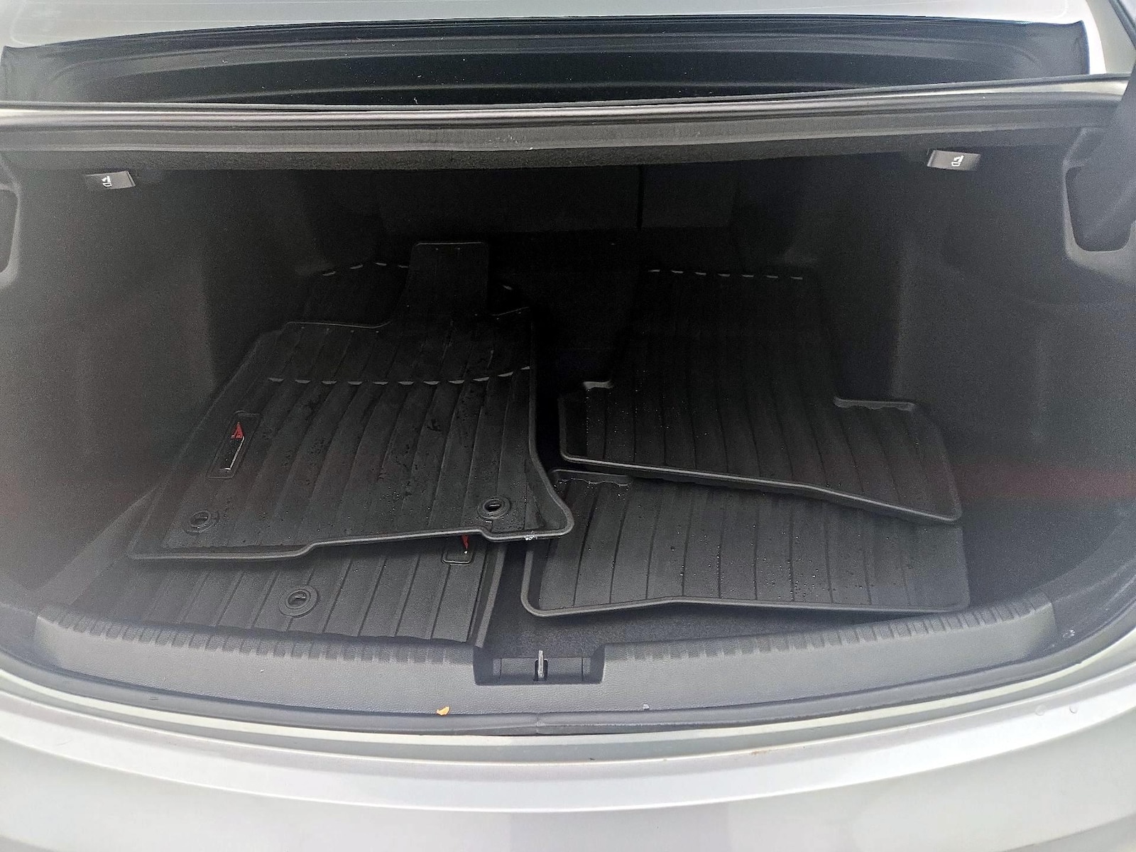 2025 Acura TLX A-SPEC Package - Photo 23