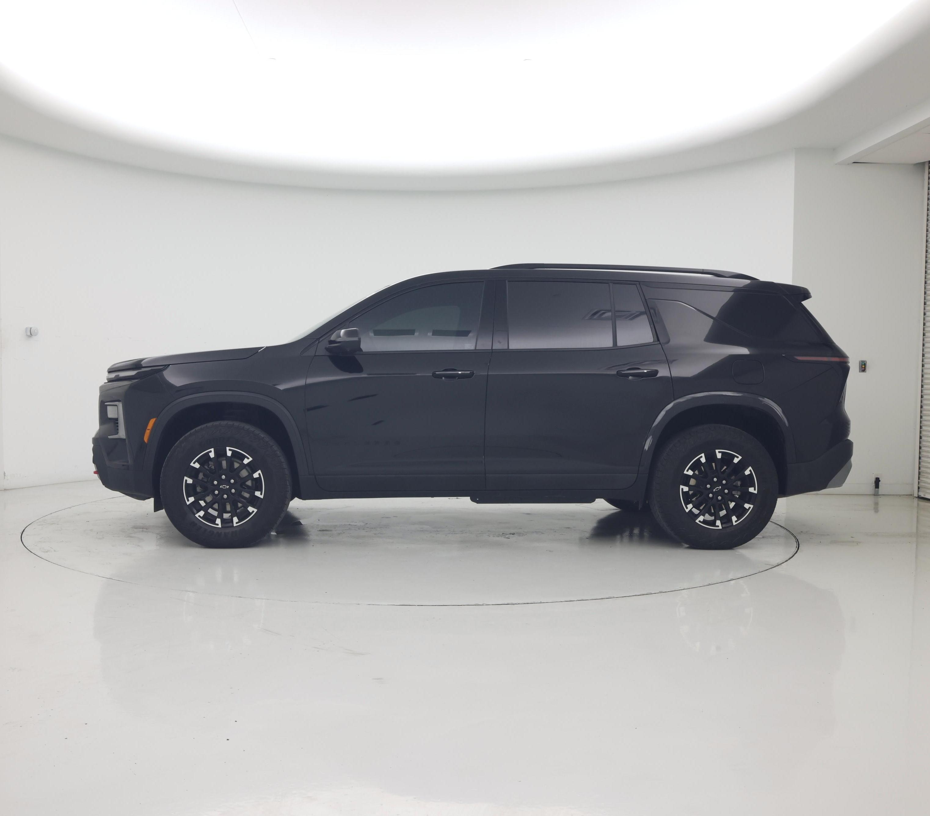 Thumbnail: 2024 Chevrolet Traverse - 3