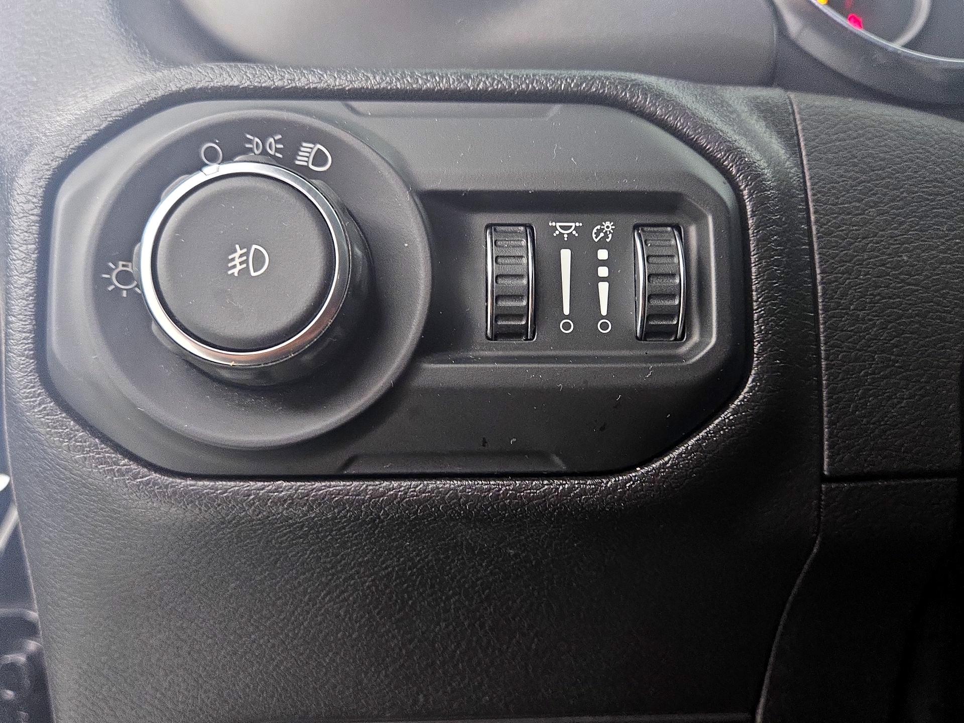 Thumbnail: 2022 Jeep Wrangler - 13