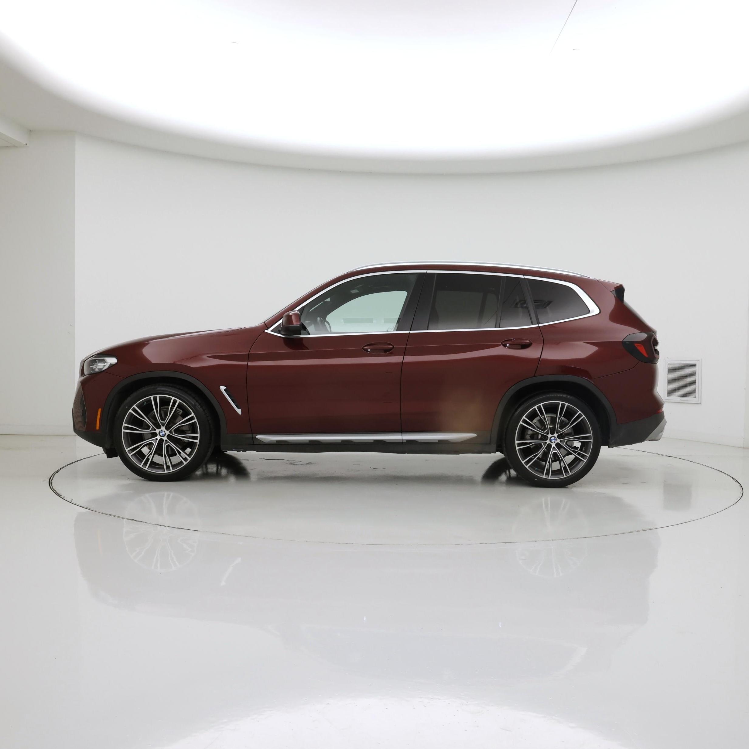 Thumbnail: 2022 BMW X3 - 3