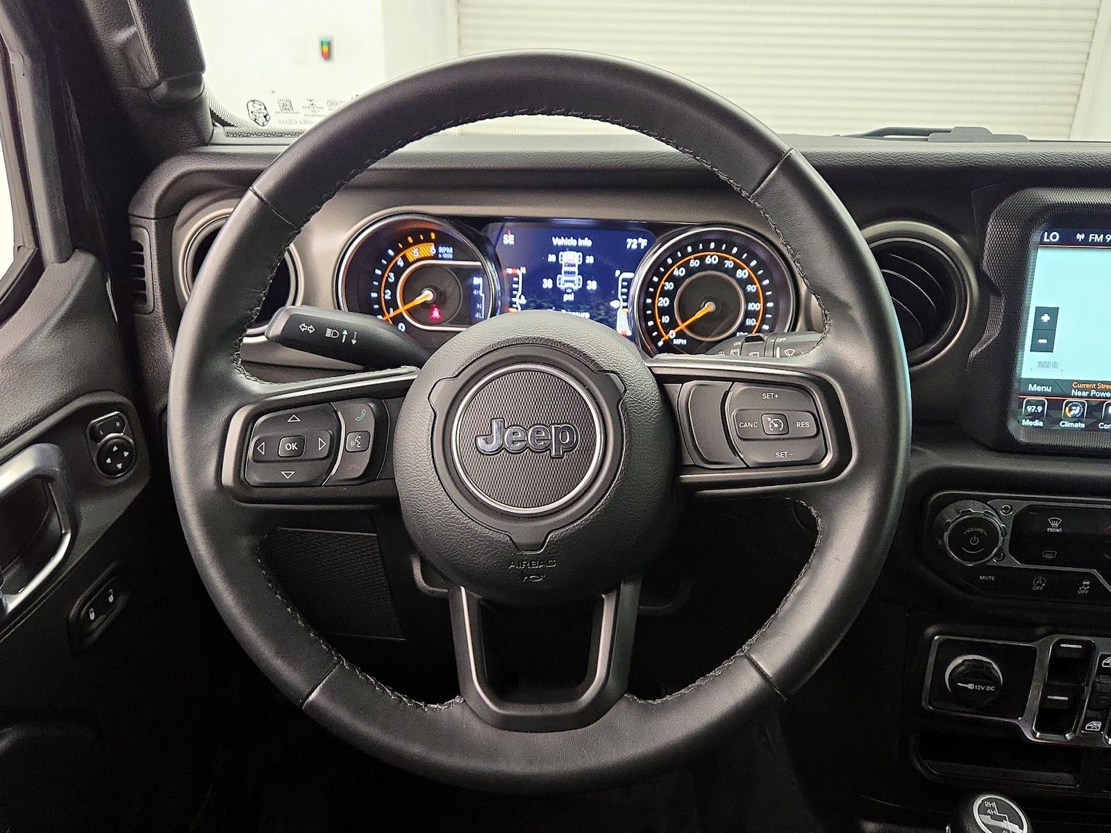 2022 Jeep Wrangler Unlimited Willys - Photo 11
