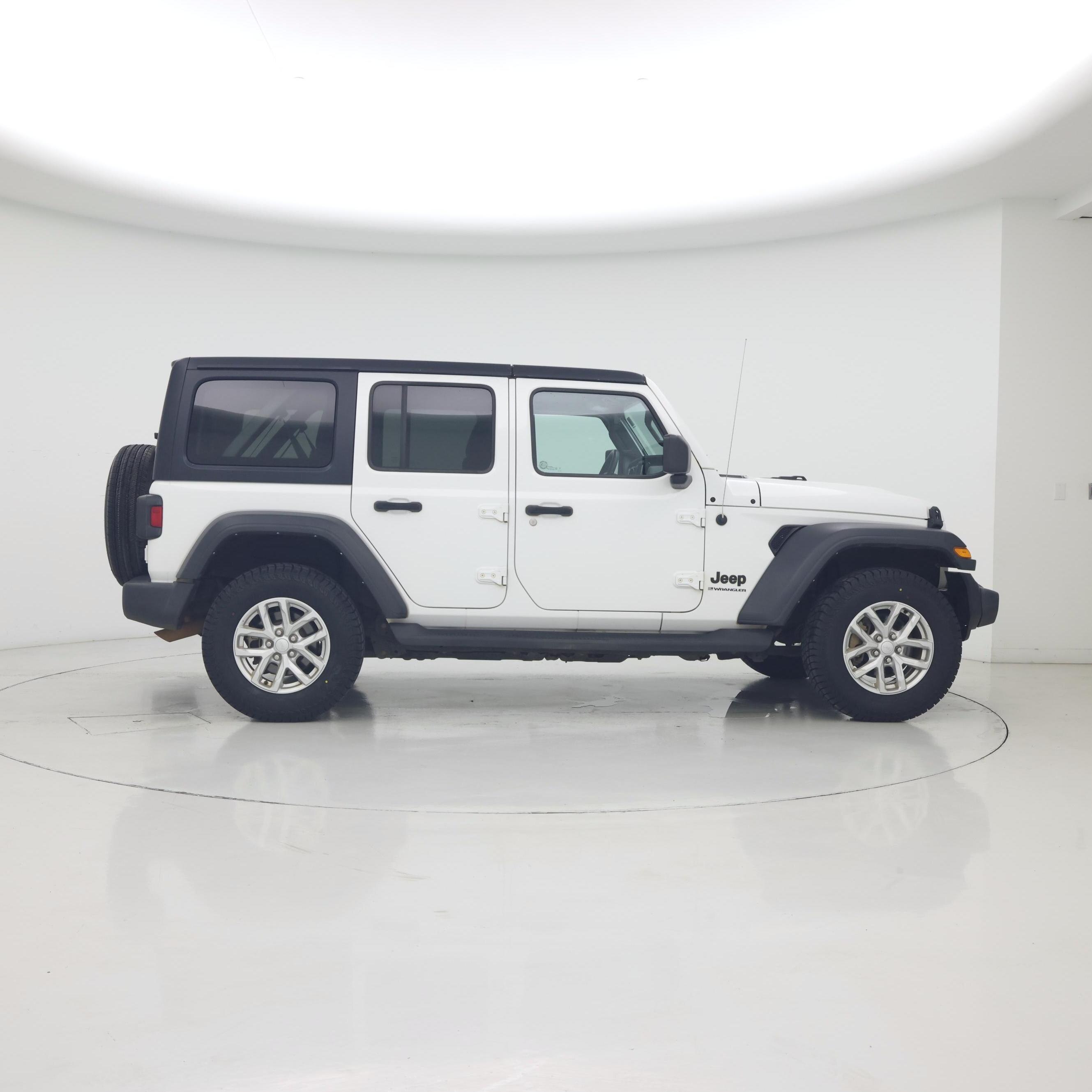 Thumbnail: 2023 Jeep Wrangler - 7