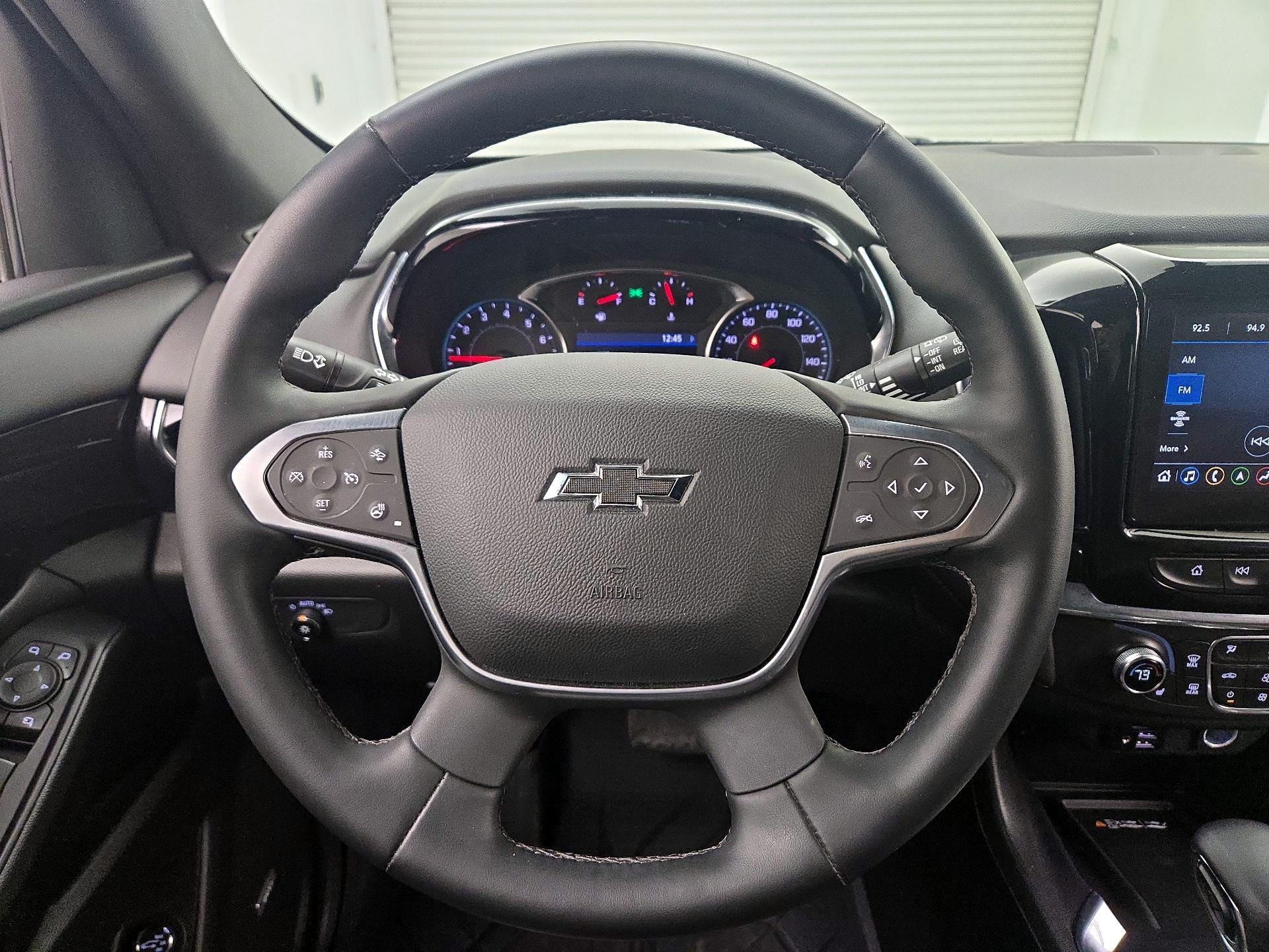 Thumbnail: 2023 Chevrolet Traverse - 10