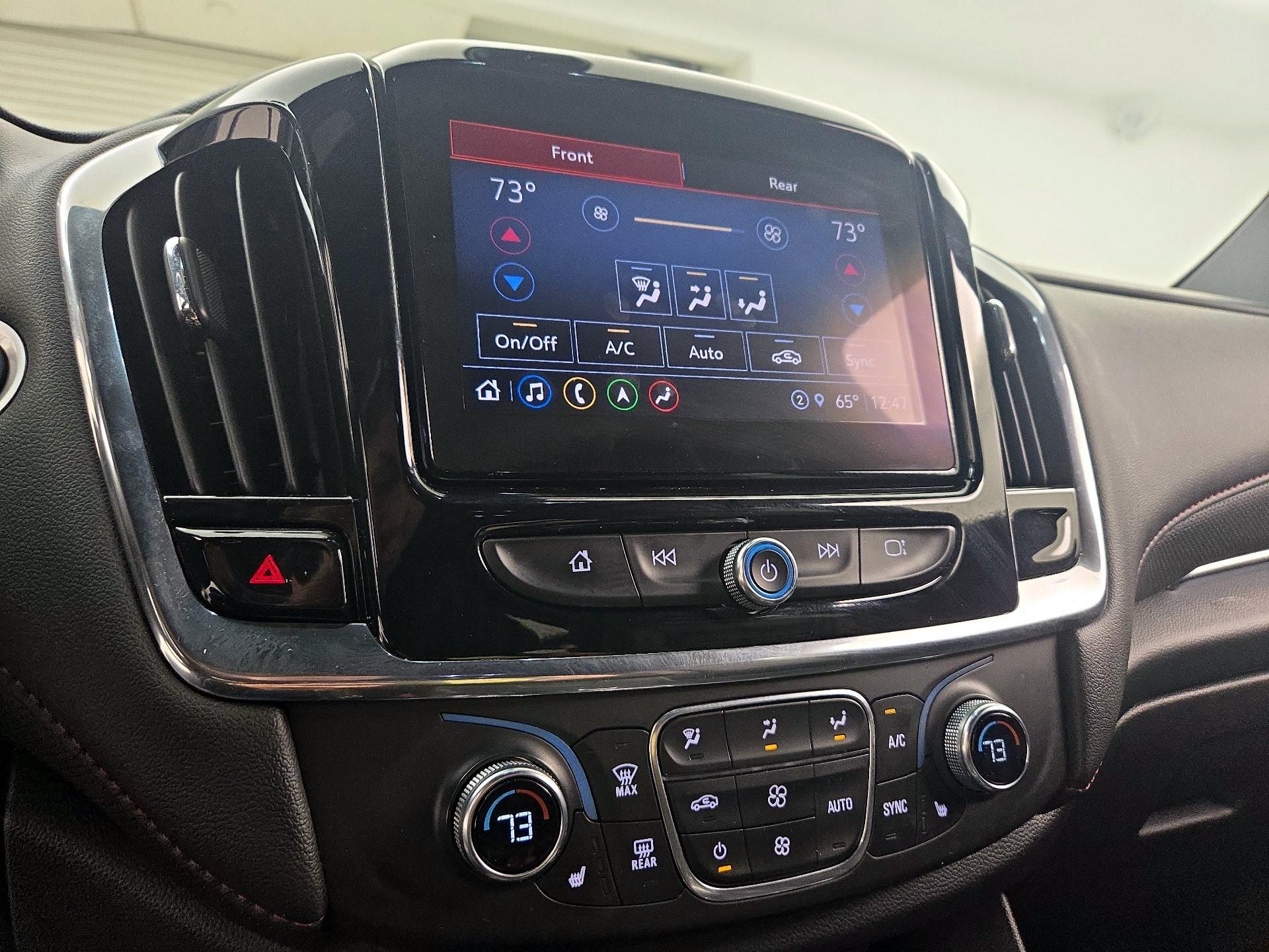 Thumbnail: 2023 Chevrolet Traverse - 17