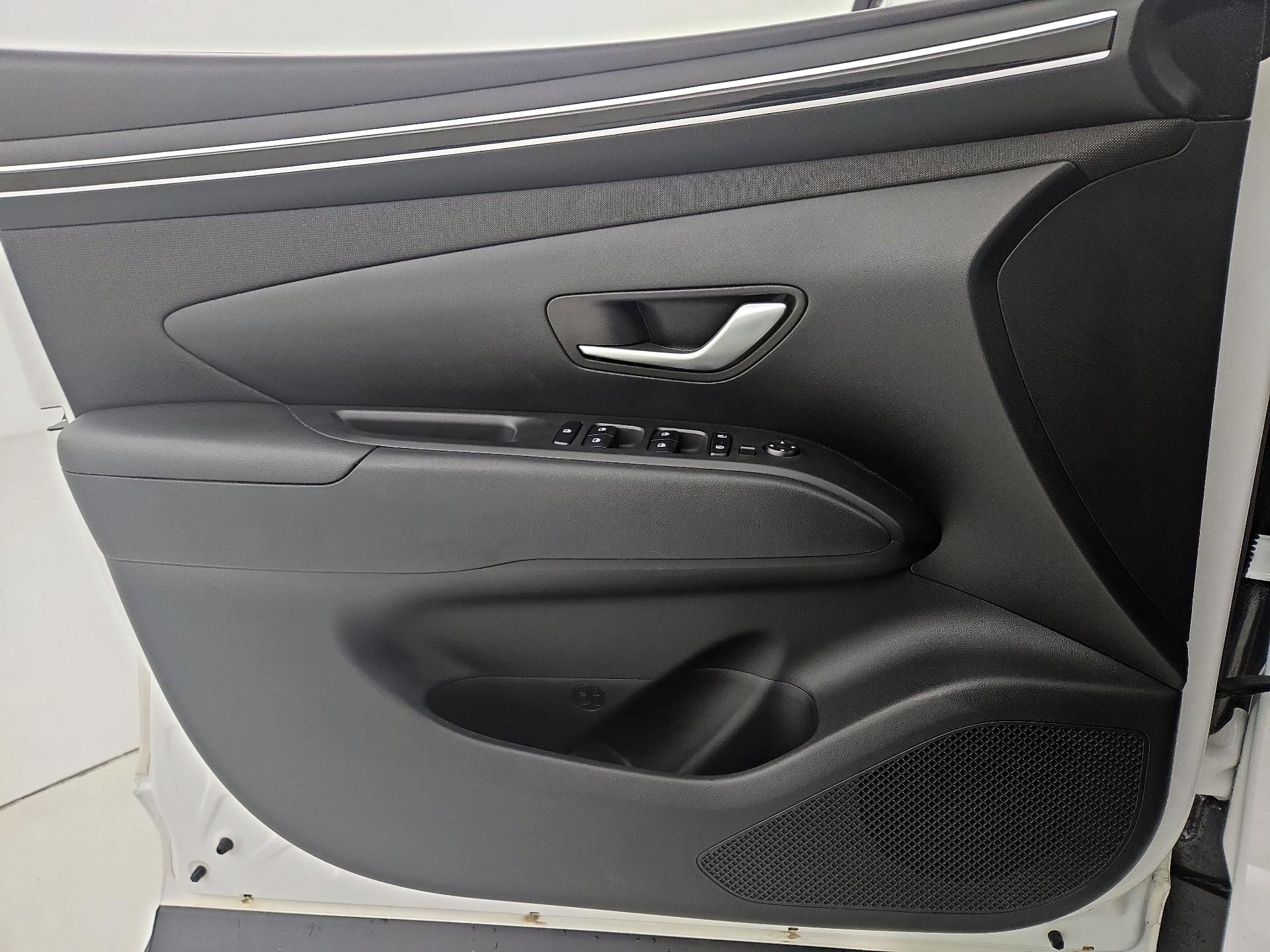 Thumbnail: 2023 Hyundai Tucson - 12