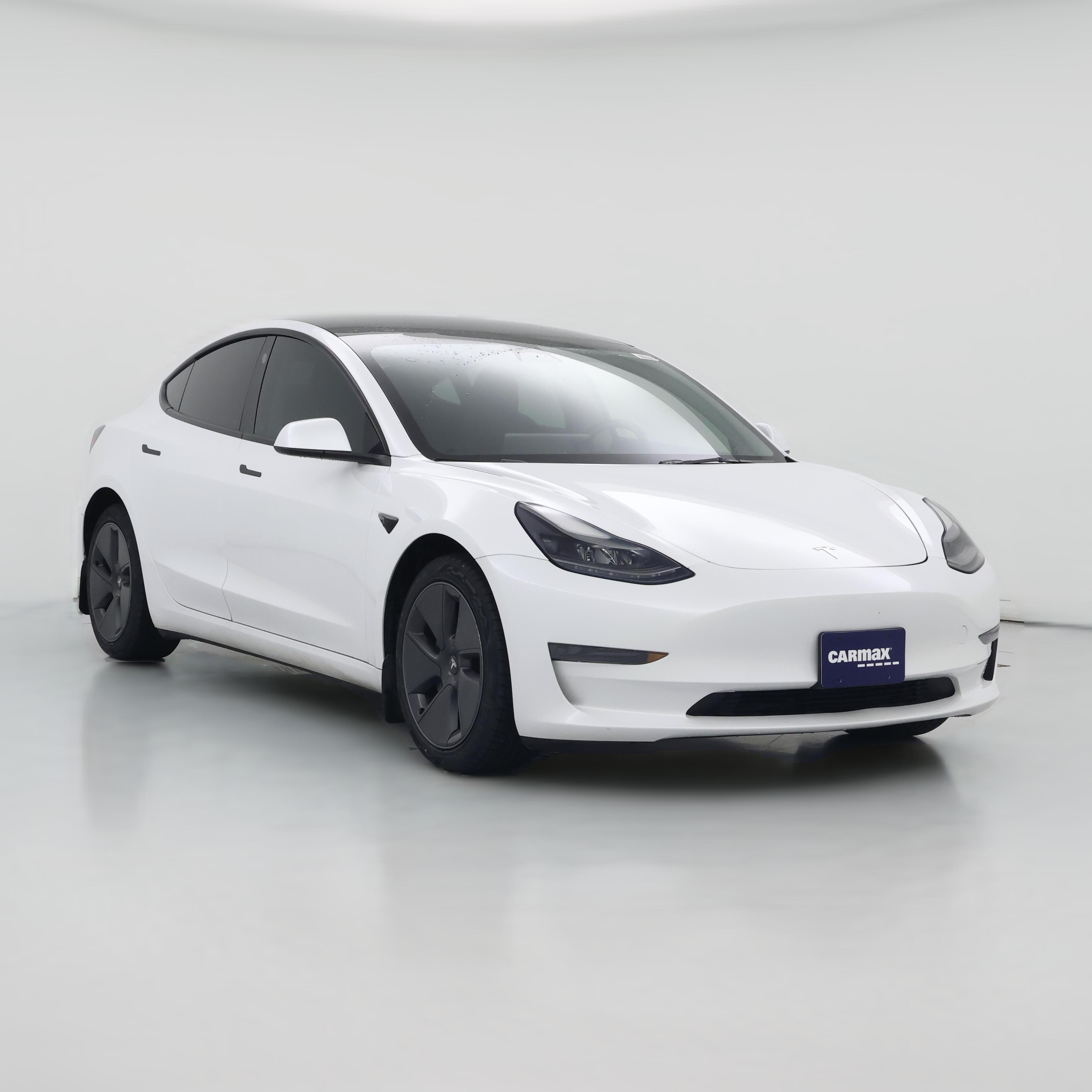 Thumbnail: 2023 Tesla Model 3 - 1