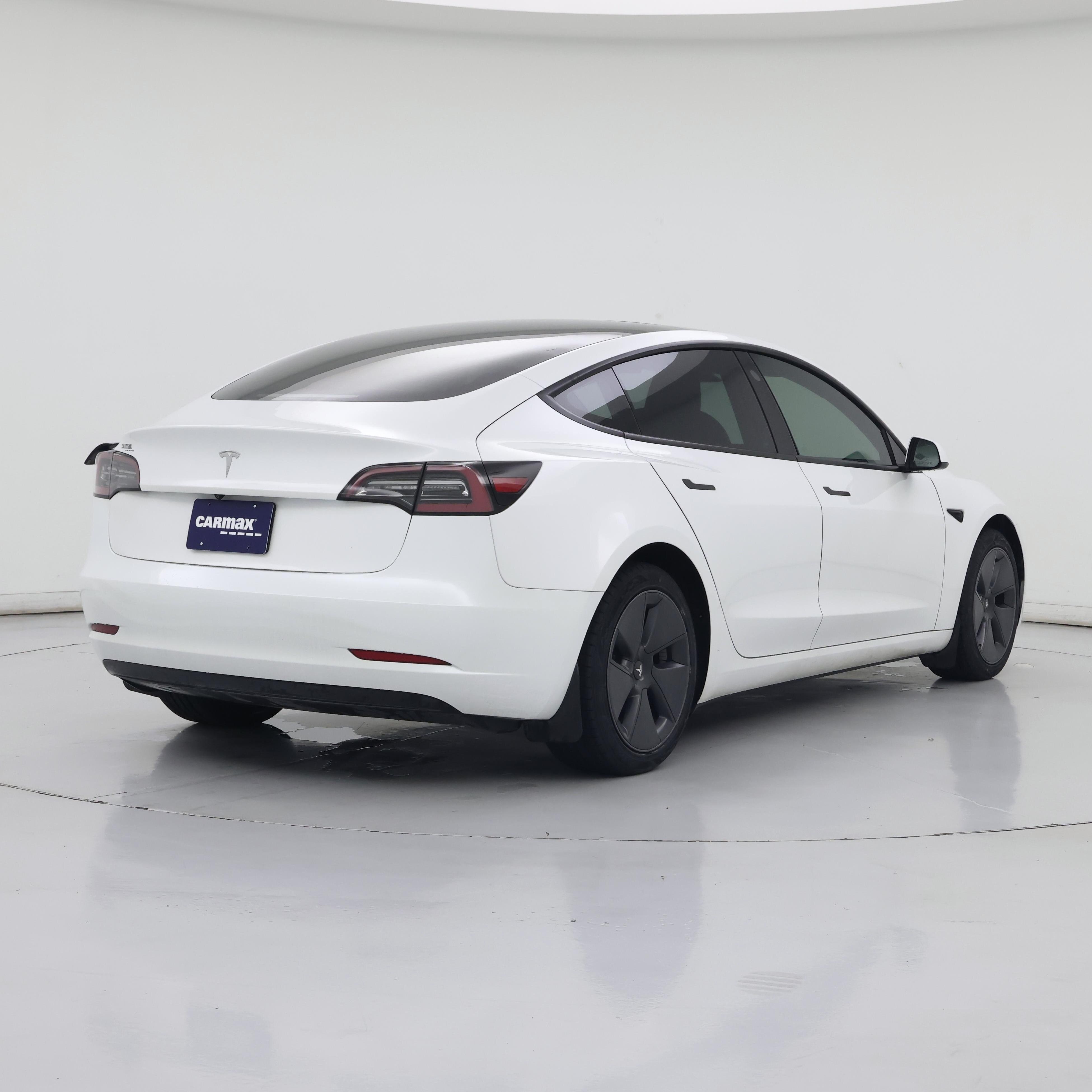 Thumbnail: 2023 Tesla Model 3 - 8