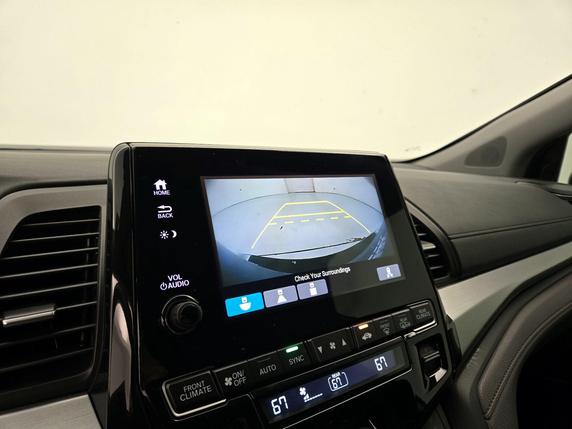 Thumbnail: 2019 Honda Odyssey - 14