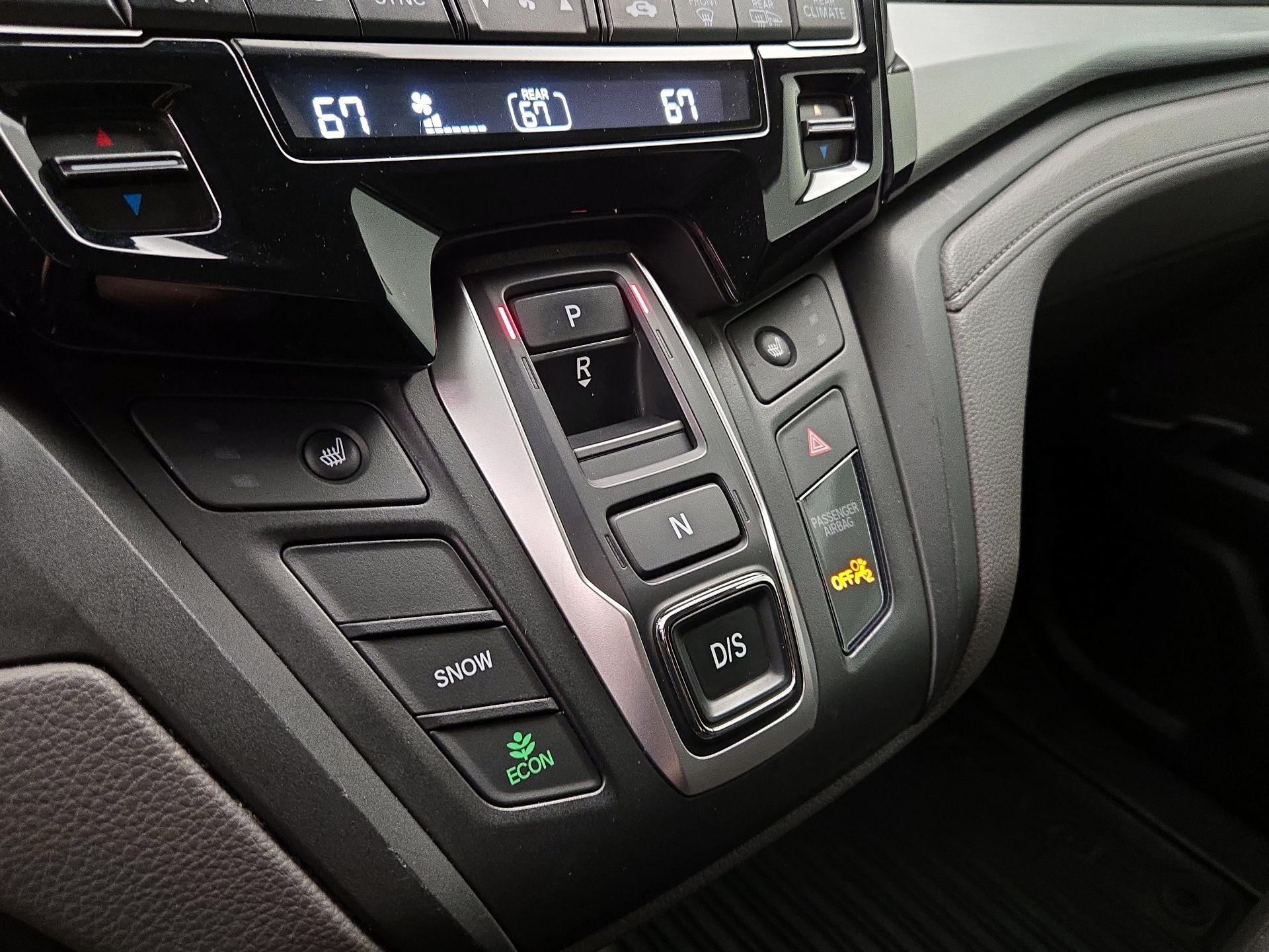 Thumbnail: 2019 Honda Odyssey - 17