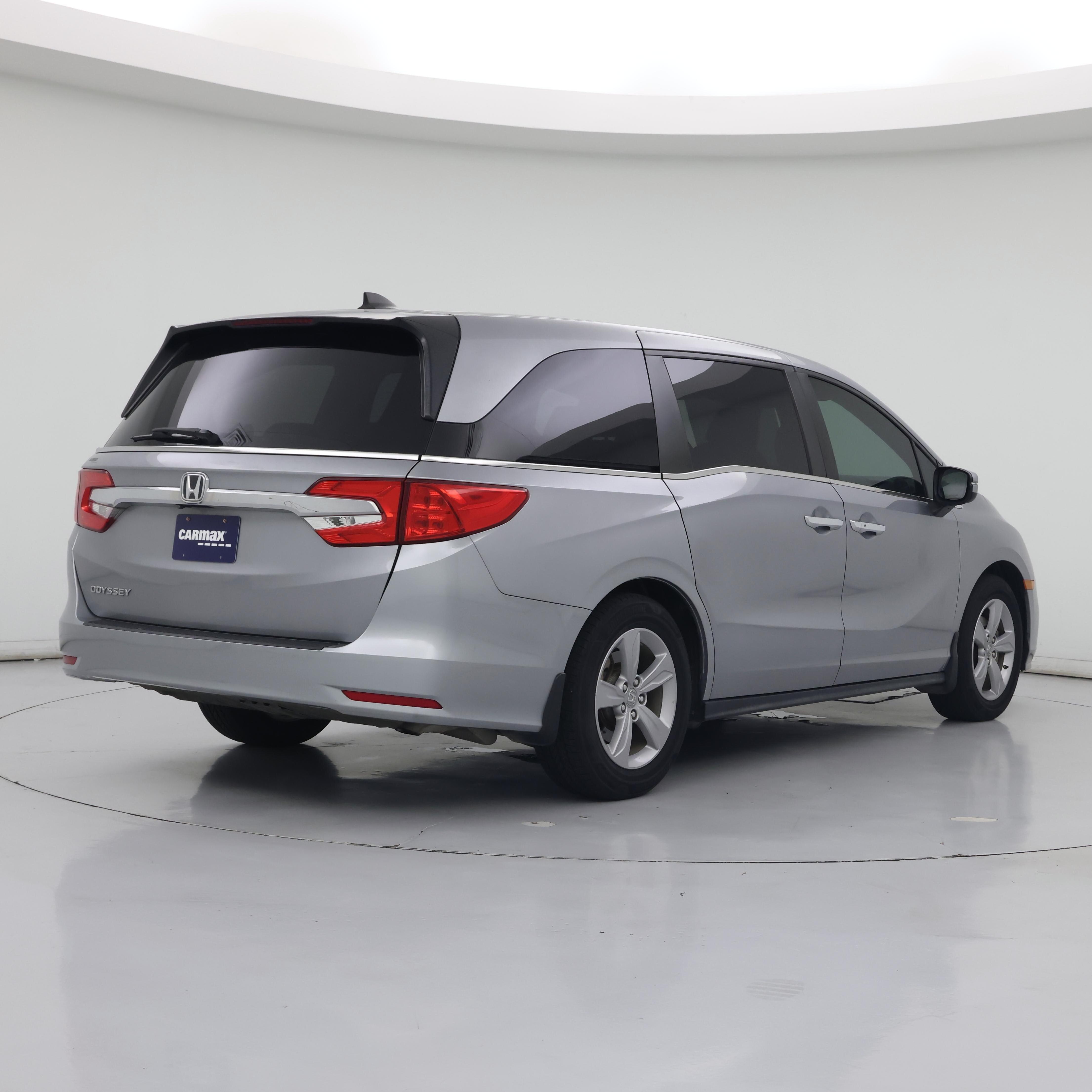 Thumbnail: 2019 Honda Odyssey - 8