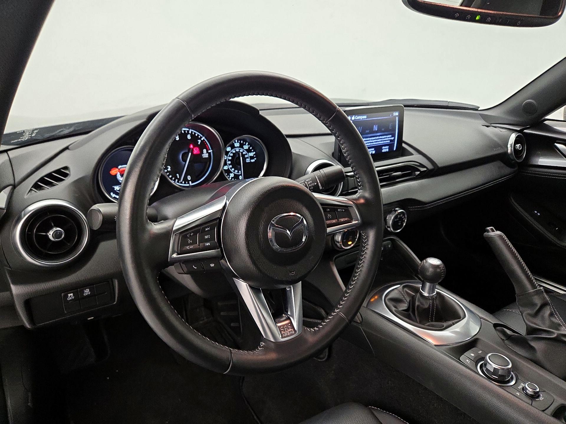 Thumbnail: 2022 Mazda MX-5 Miata - 9