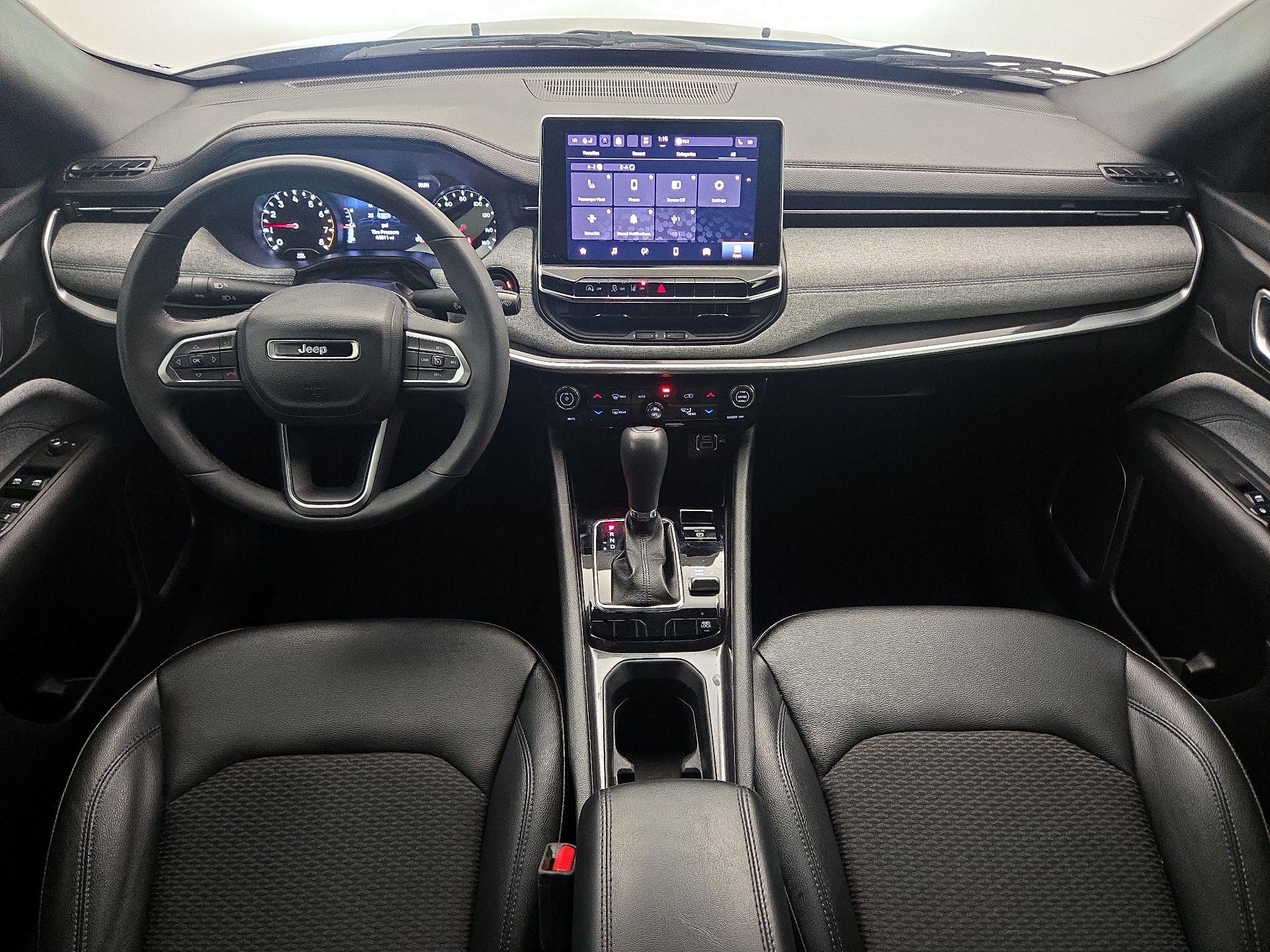 Thumbnail: 2023 Jeep Compass - 9