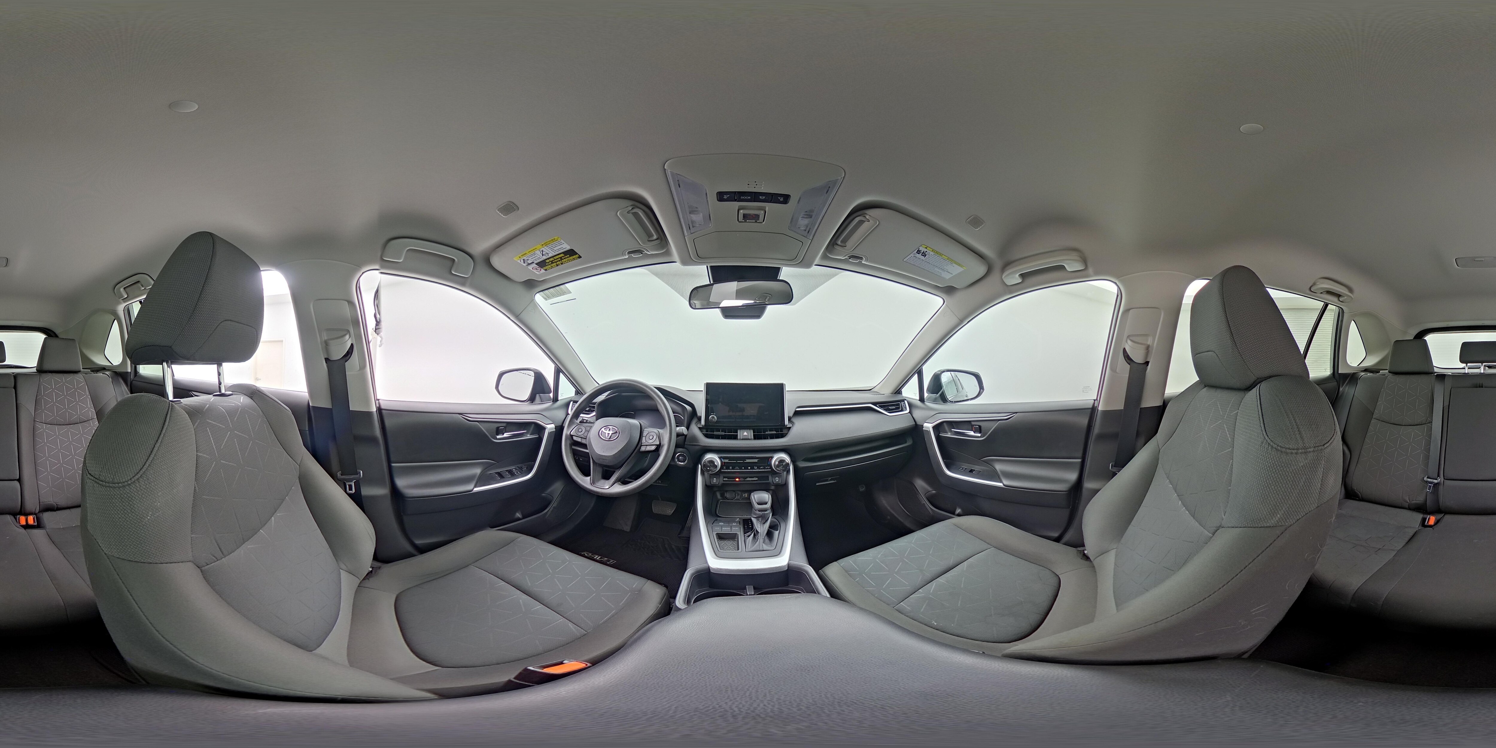 2023 Toyota RAV4 XLE - Photo 24