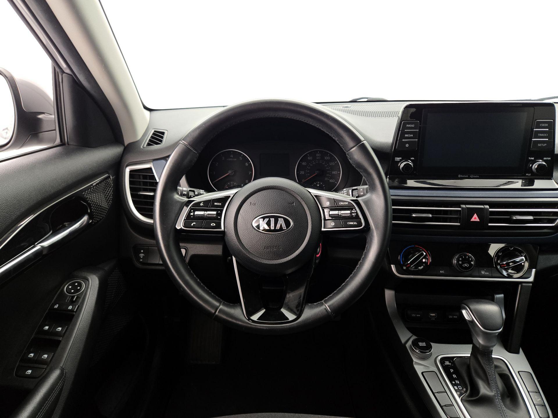Thumbnail: 2021 Kia Seltos - 10