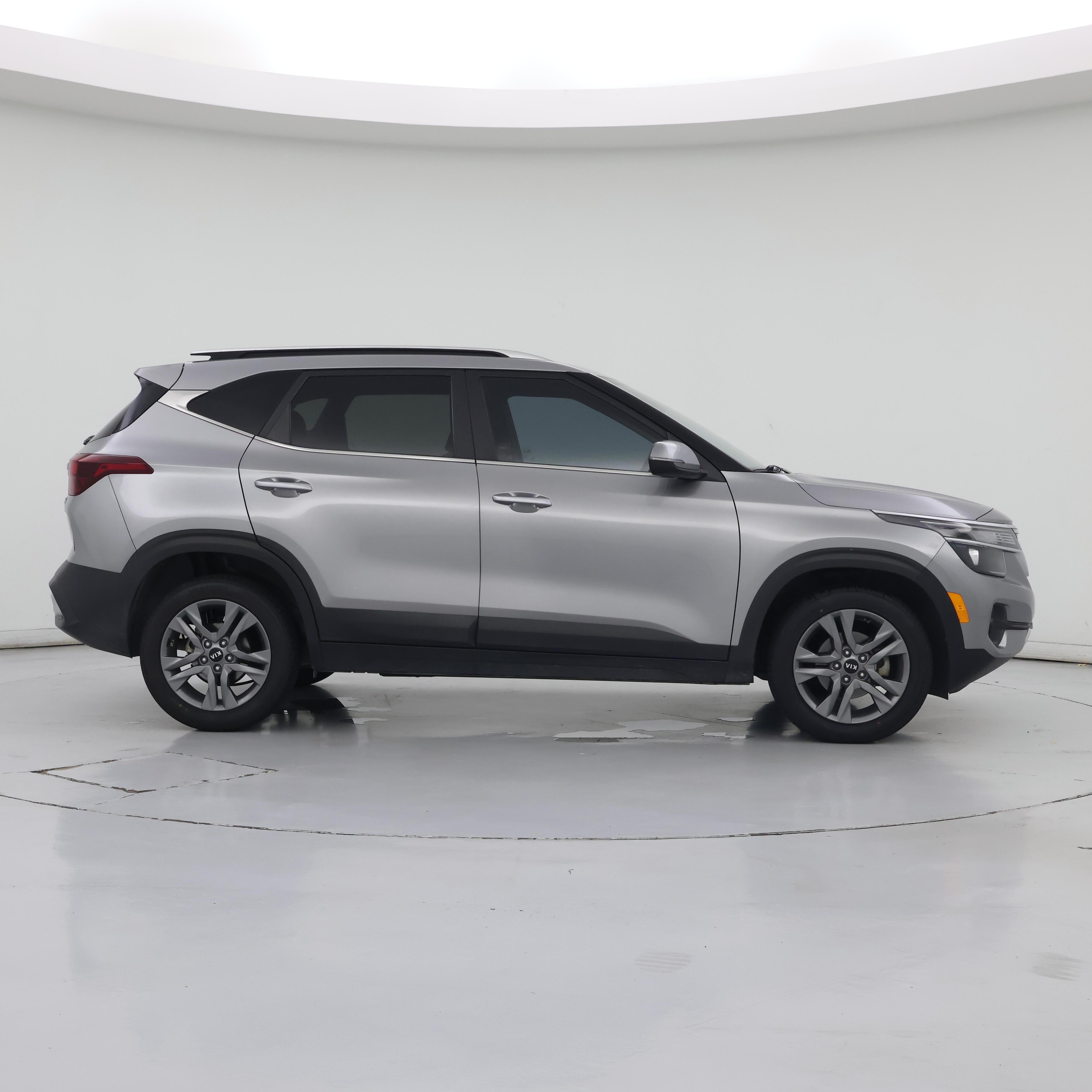 Thumbnail: 2021 Kia Seltos - 7