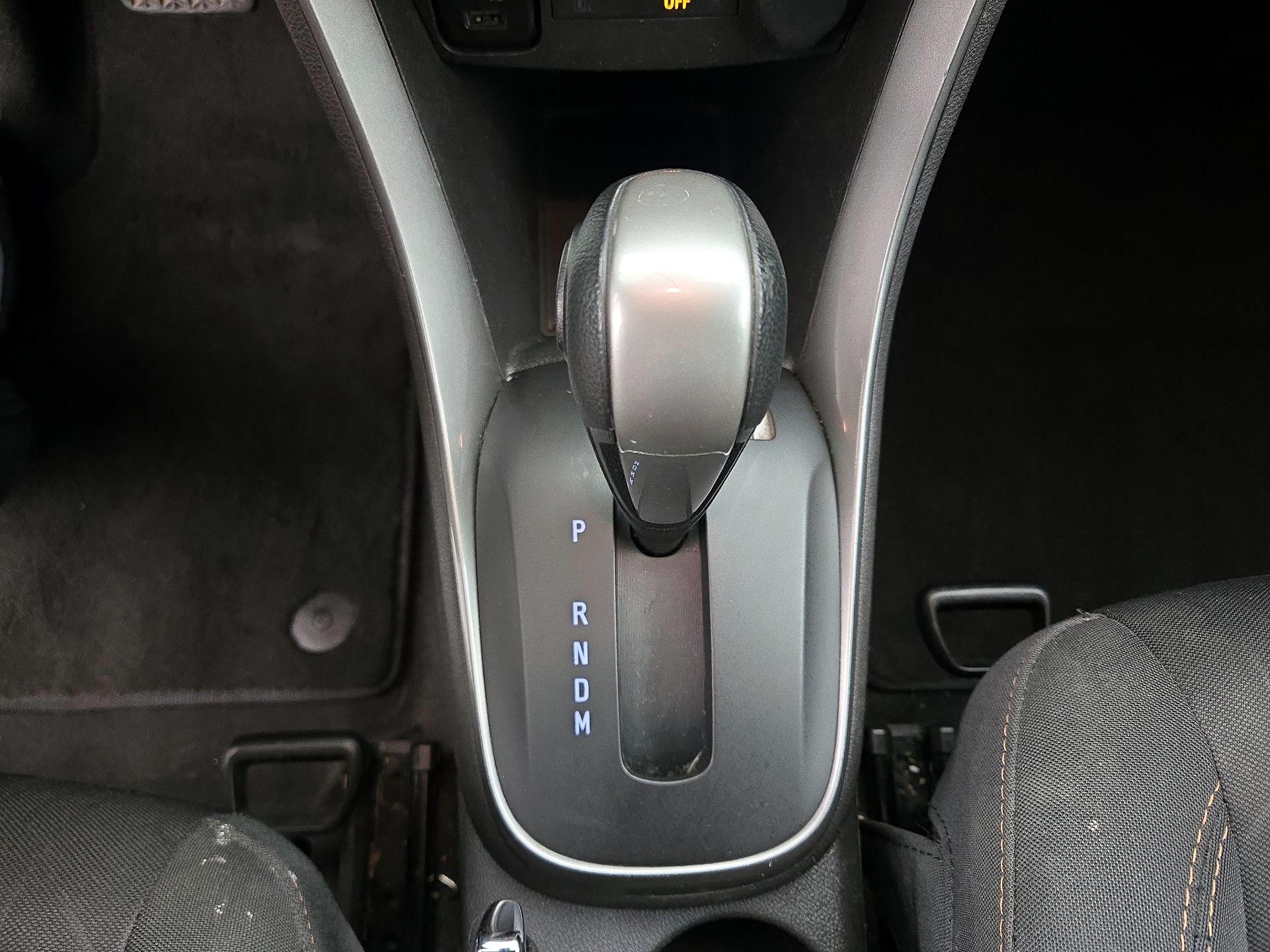 Thumbnail: 2018 Chevrolet Trax - 17