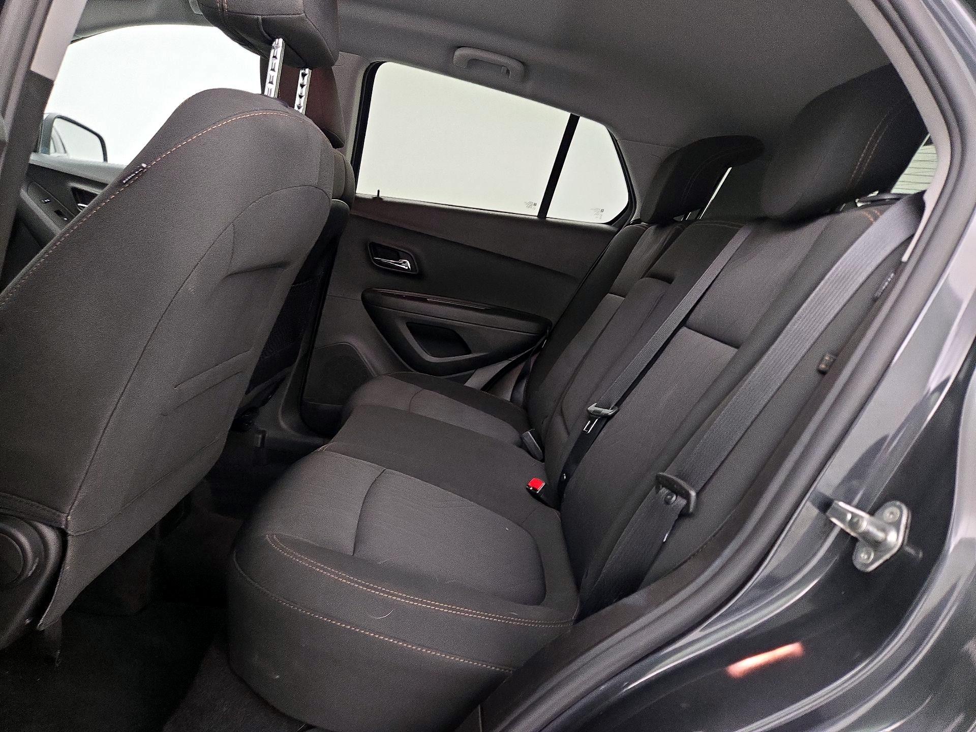 Thumbnail: 2018 Chevrolet Trax - 19