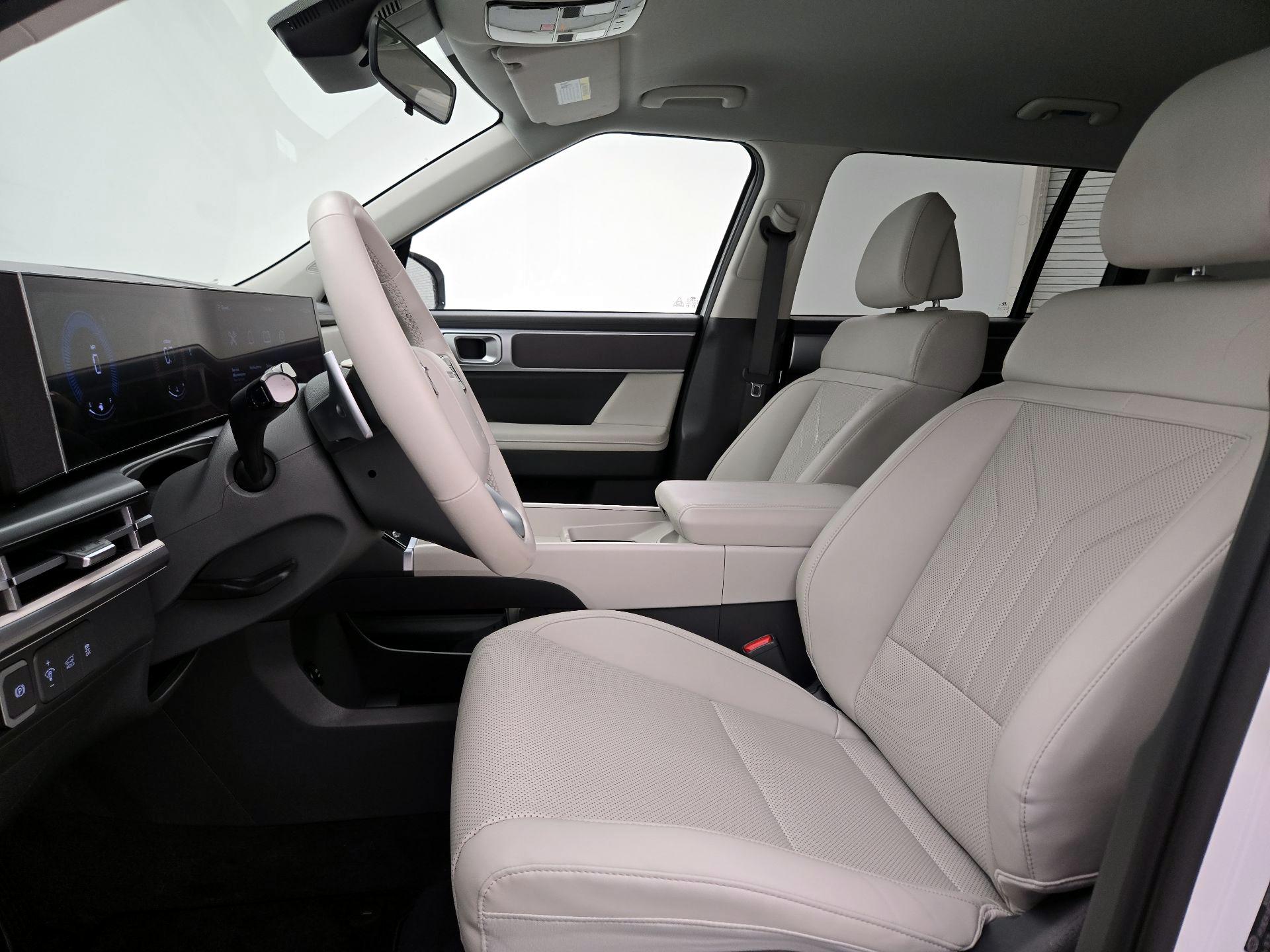 Thumbnail: 2025 Hyundai Santa Fe - 11