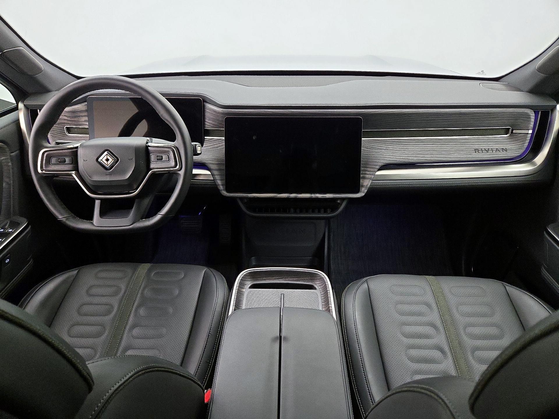 Thumbnail: 2026 Rivian R1S - 9