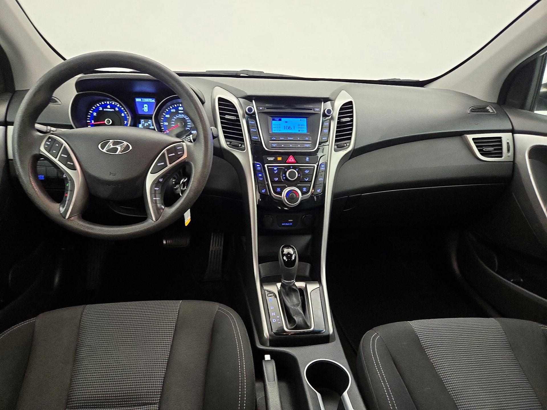Thumbnail: 2016 Hyundai Elantra - 9