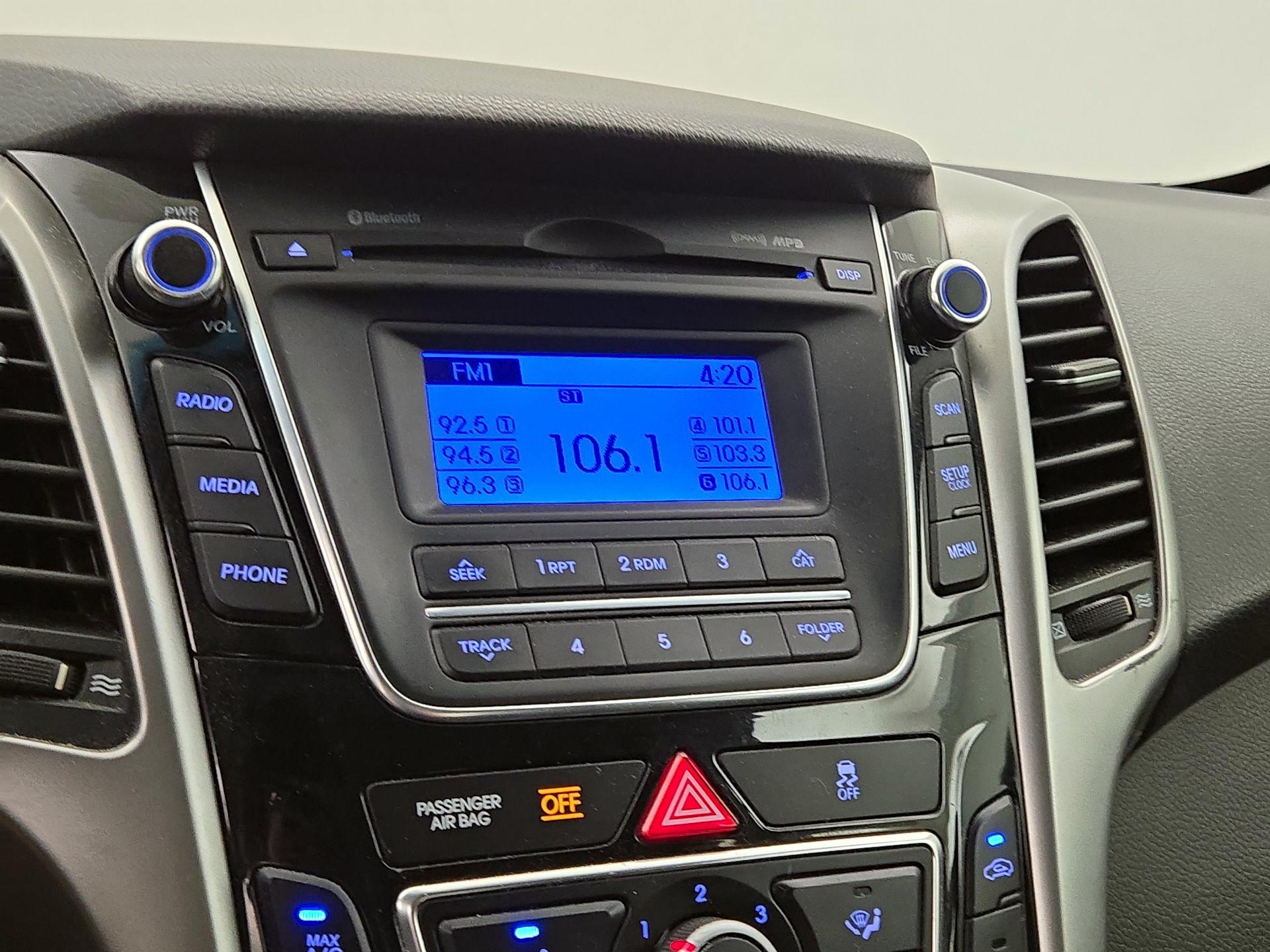 Thumbnail: 2016 Hyundai Elantra - 14