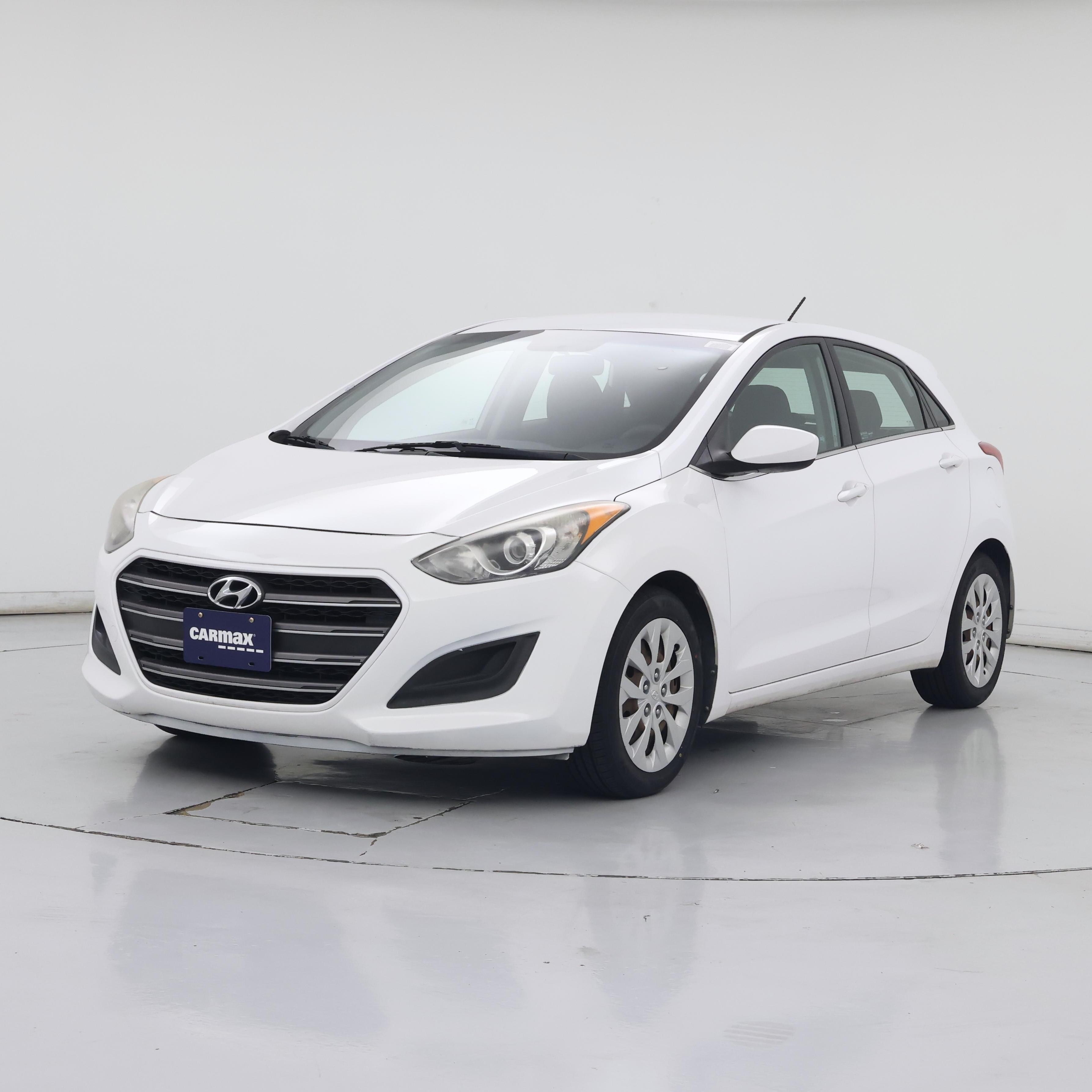 Thumbnail: 2016 Hyundai Elantra - 4