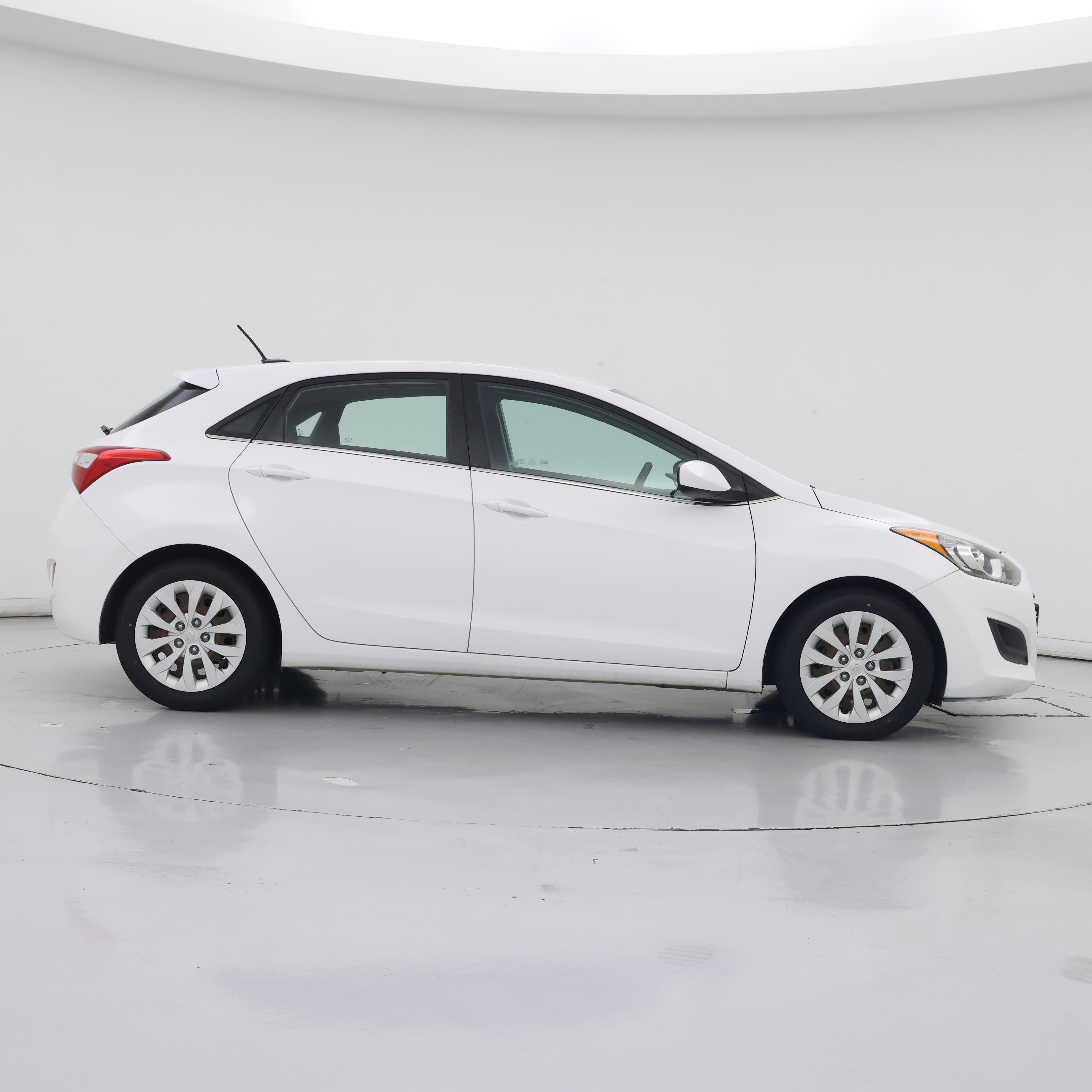 Thumbnail: 2016 Hyundai Elantra - 7
