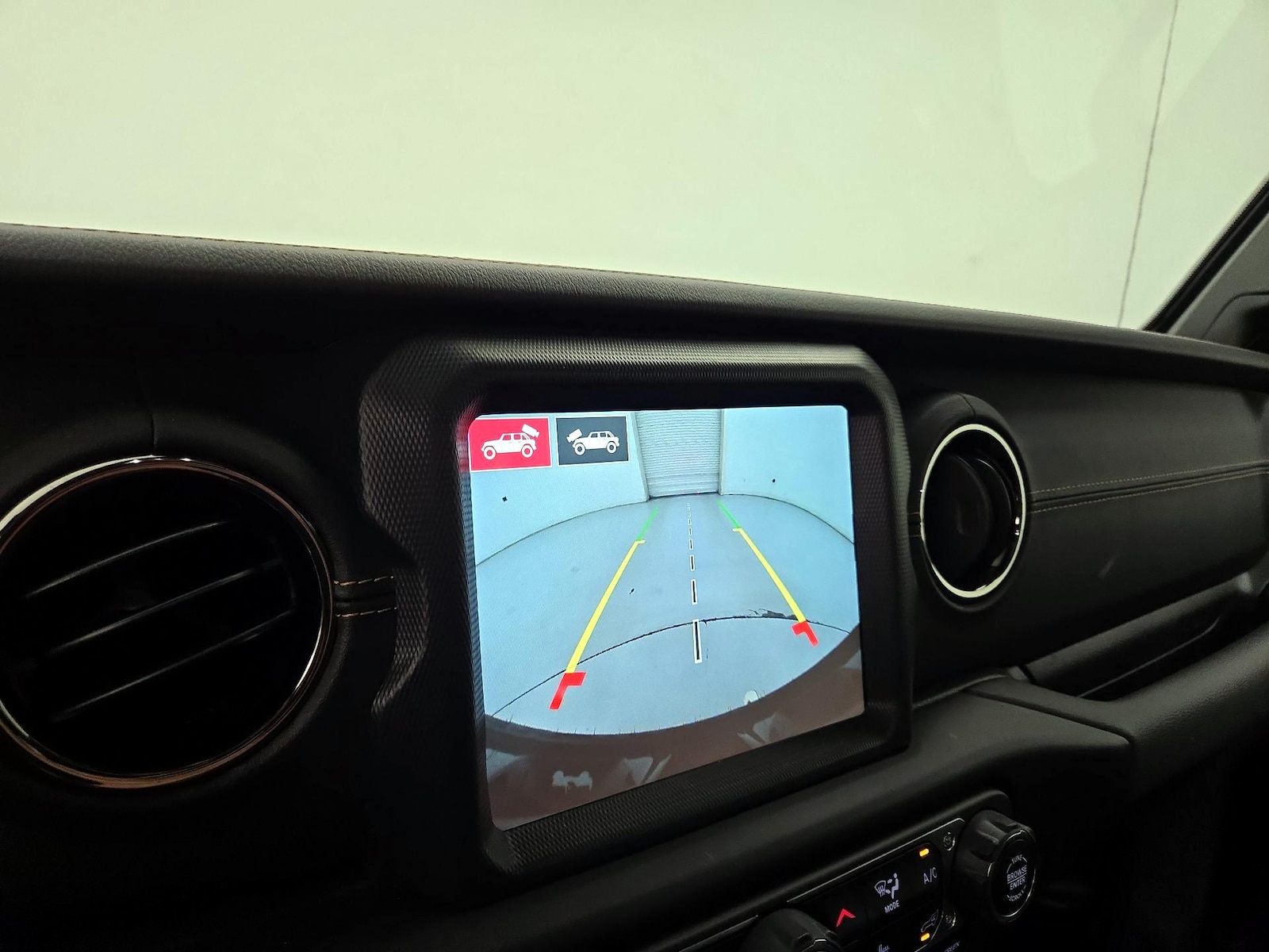 2022 Jeep Wrangler Unlimited High Altitude - Photo 7