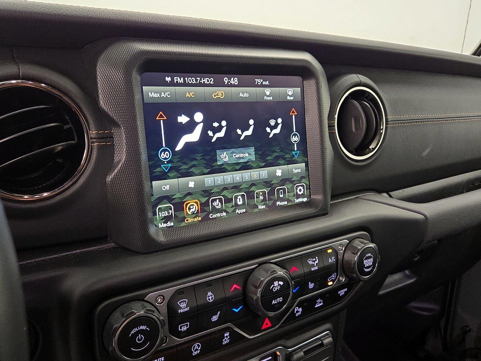 2022 Jeep Wrangler Unlimited High Altitude - Photo 9