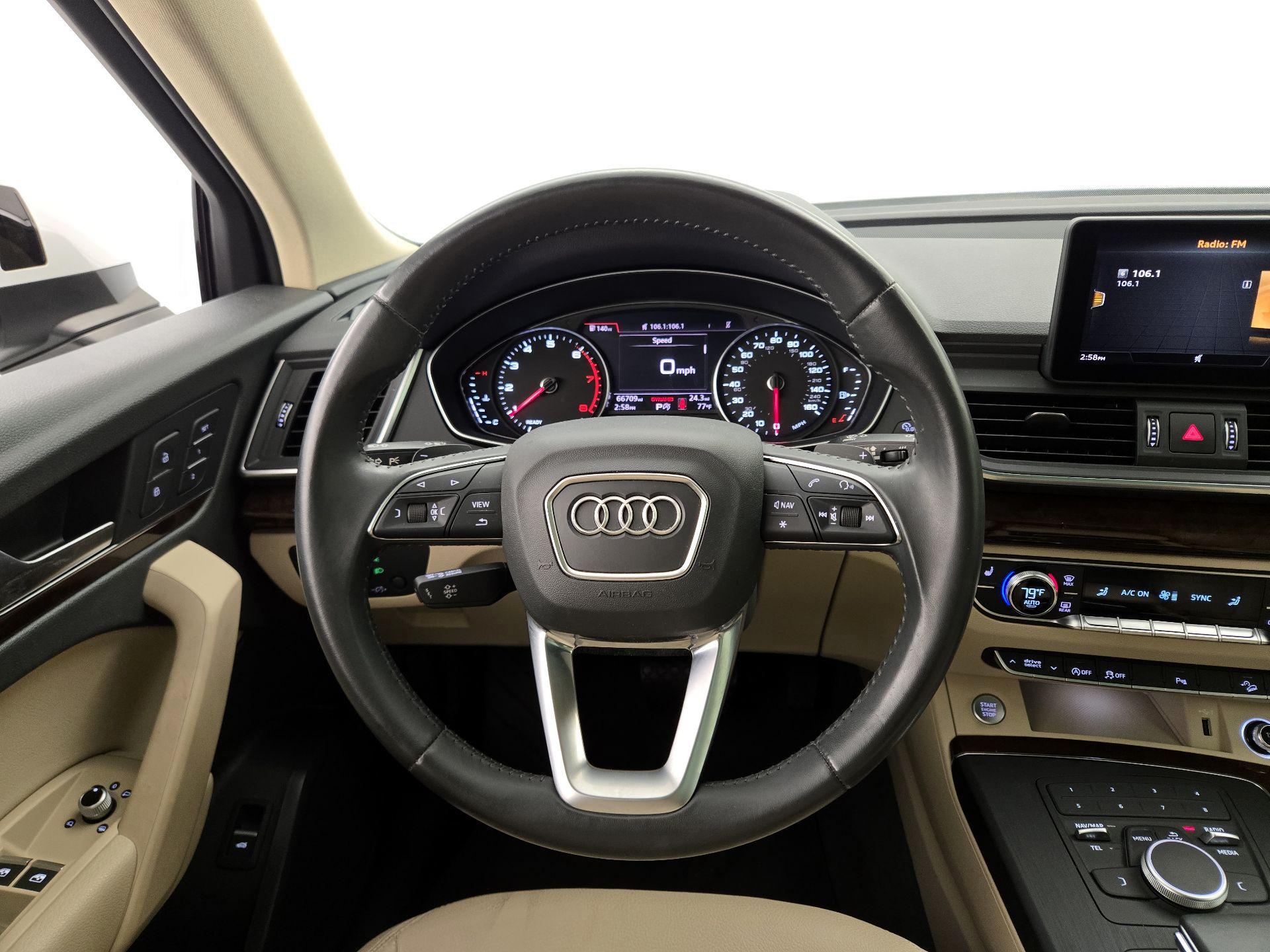 Thumbnail: 2020 Audi Q5 - 10