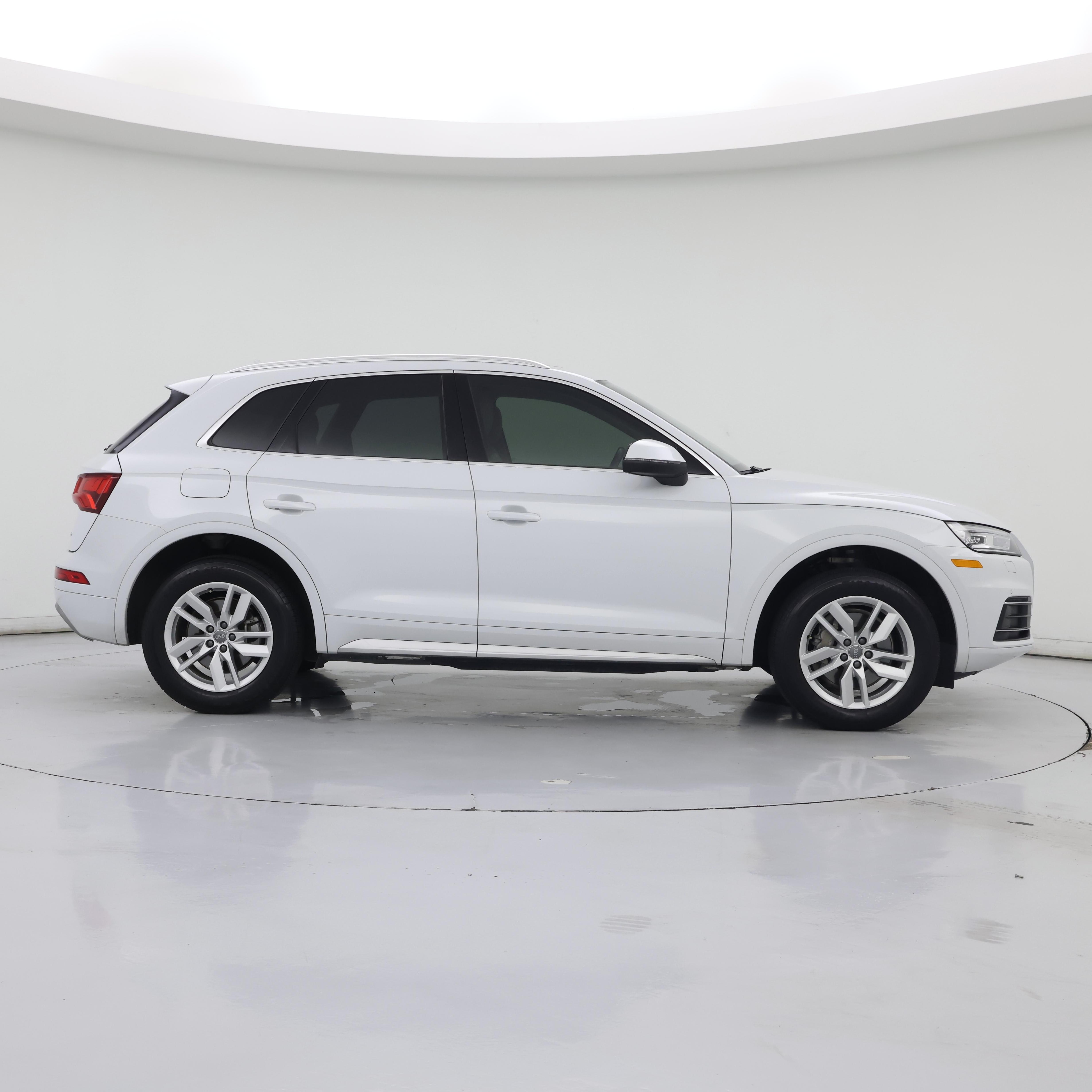 Thumbnail: 2020 Audi Q5 - 7