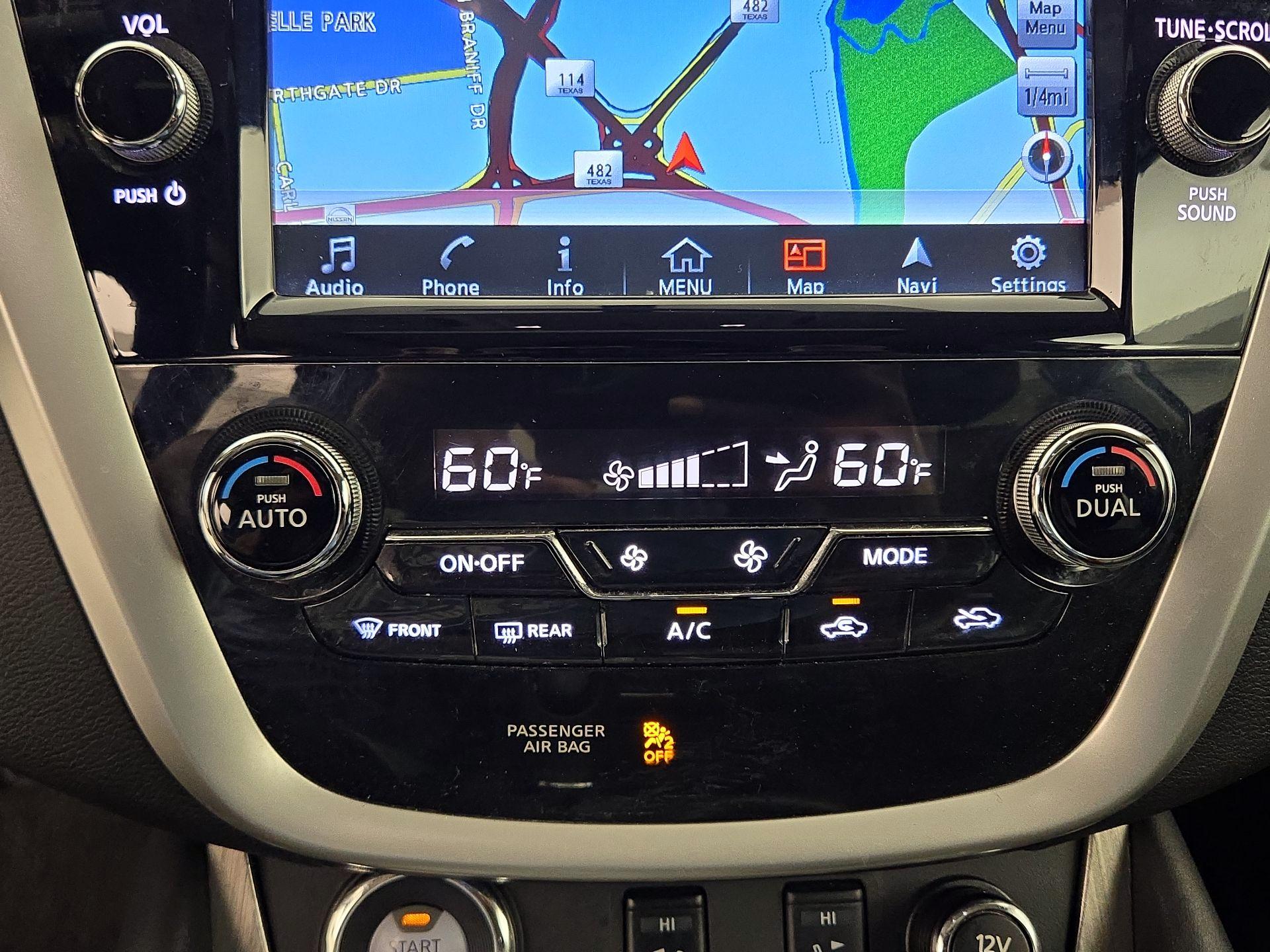 Thumbnail: 2015 Nissan Murano - 17