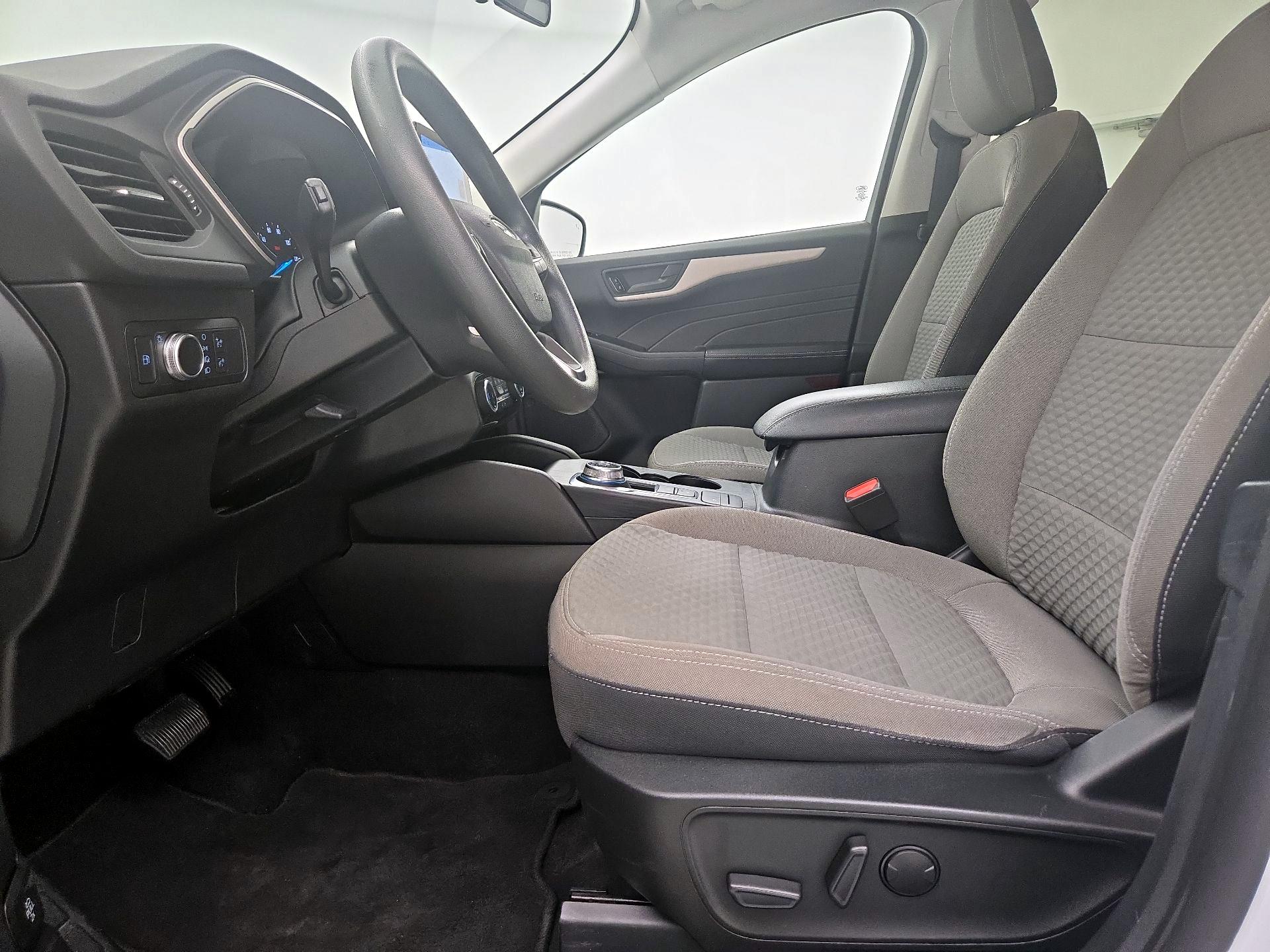 Thumbnail: 2022 Ford Escape - 11
