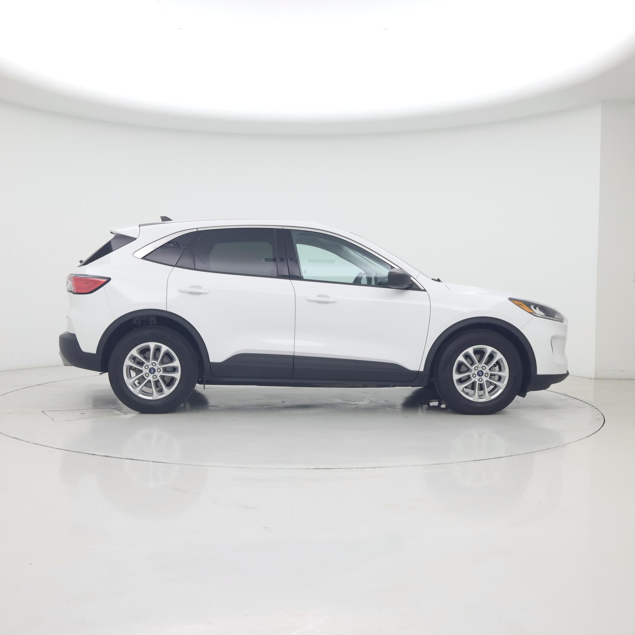 Thumbnail: 2022 Ford Escape - 7