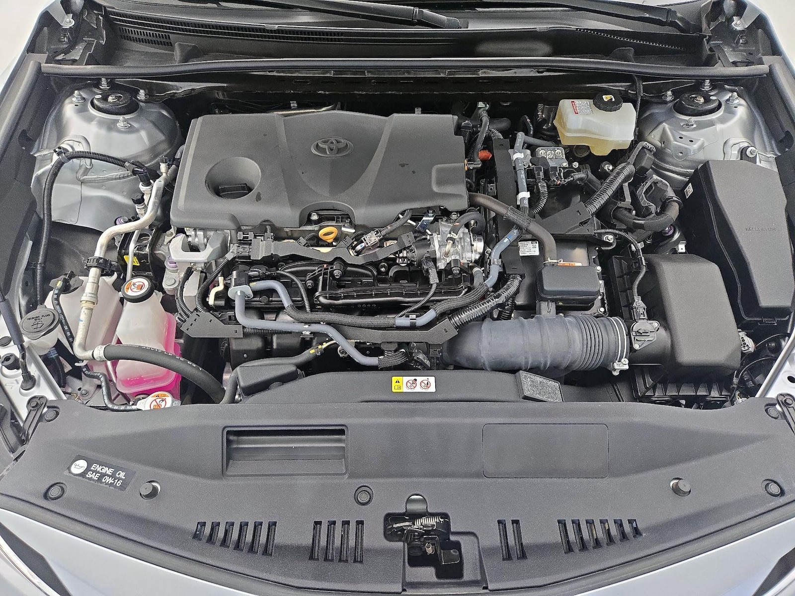 2022 Toyota Camry LE - Photo 22