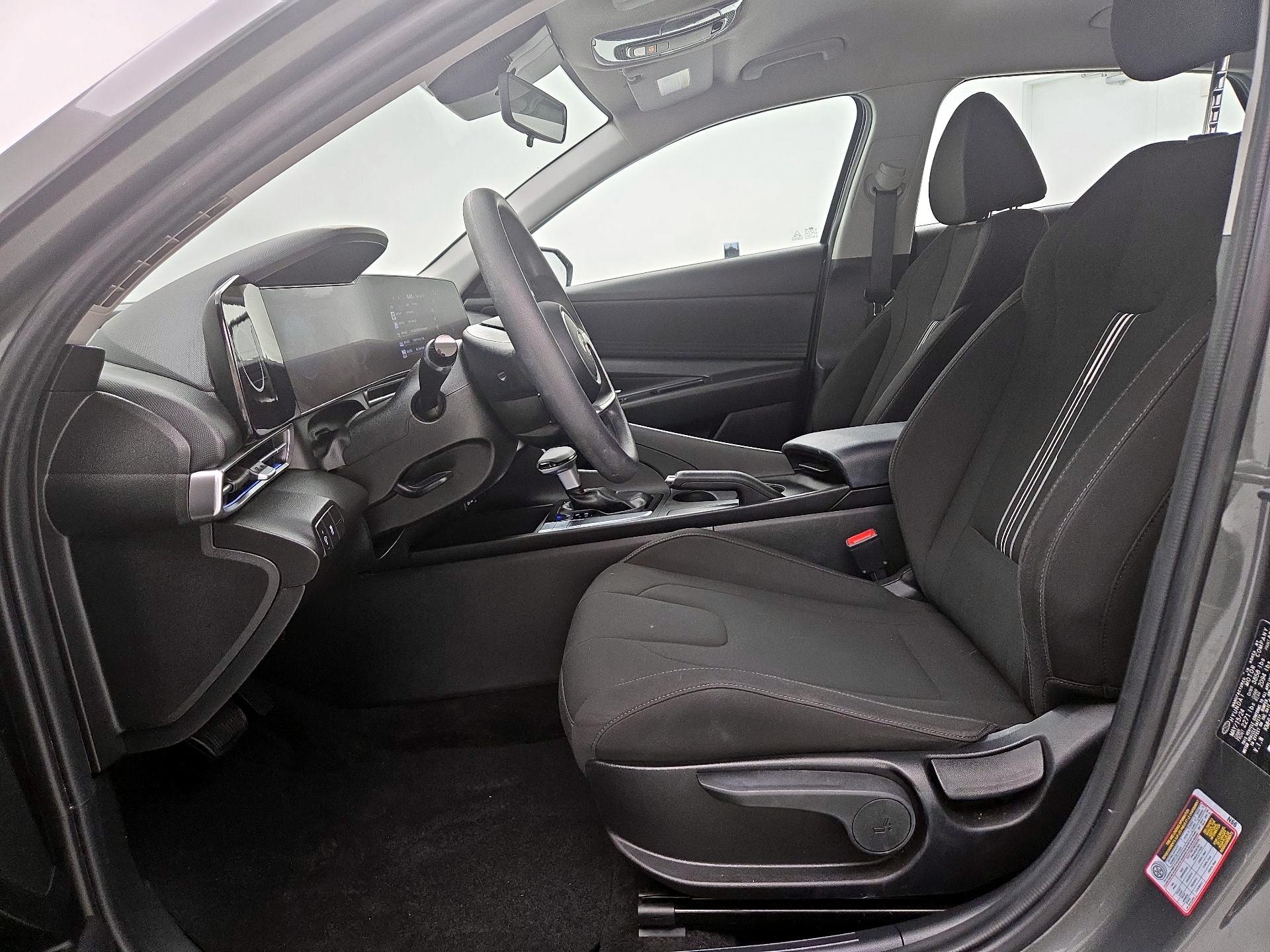 Thumbnail: 2024 Hyundai Elantra - 11