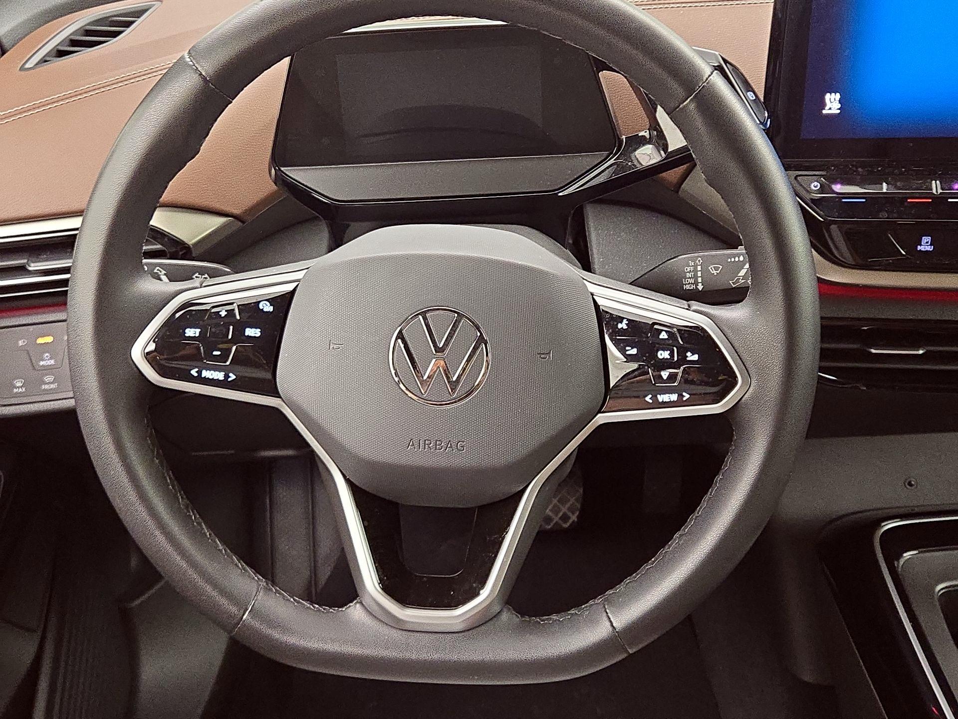 Thumbnail: 2023 Volkswagen ID.4 - 10
