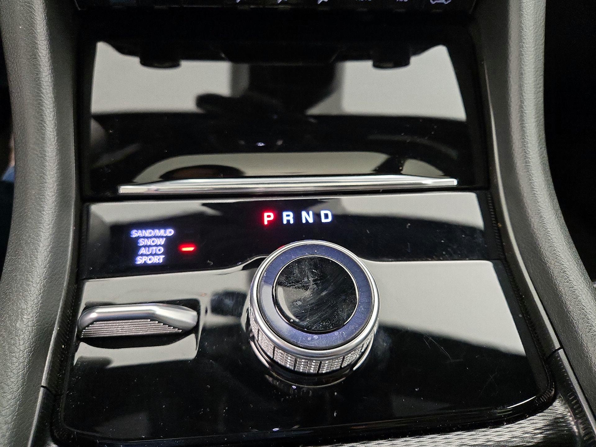 Thumbnail: 2024 Jeep Grand Cherokee - 18