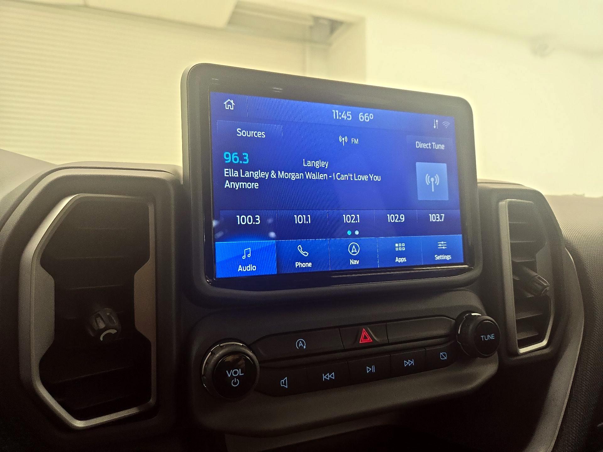Thumbnail: 2021 Ford Bronco Sport - 16