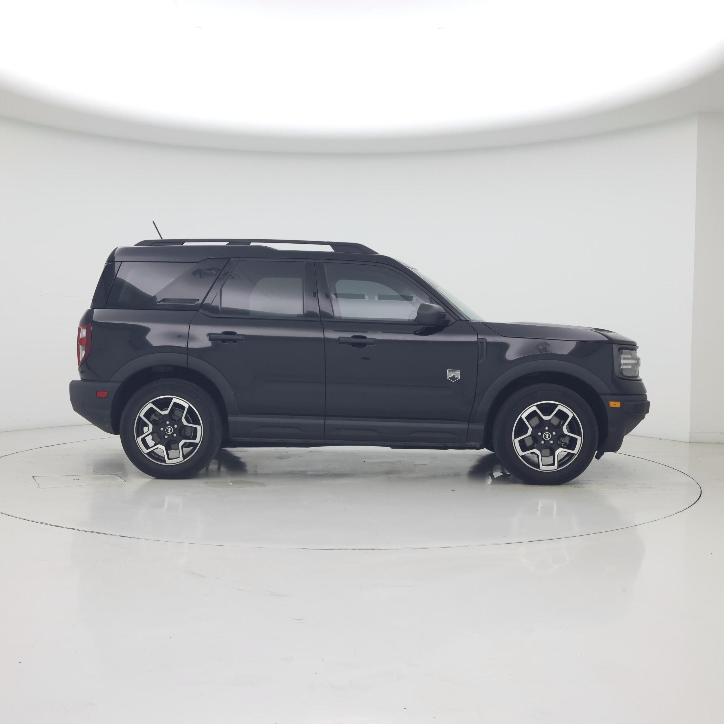 Thumbnail: 2021 Ford Bronco Sport - 7