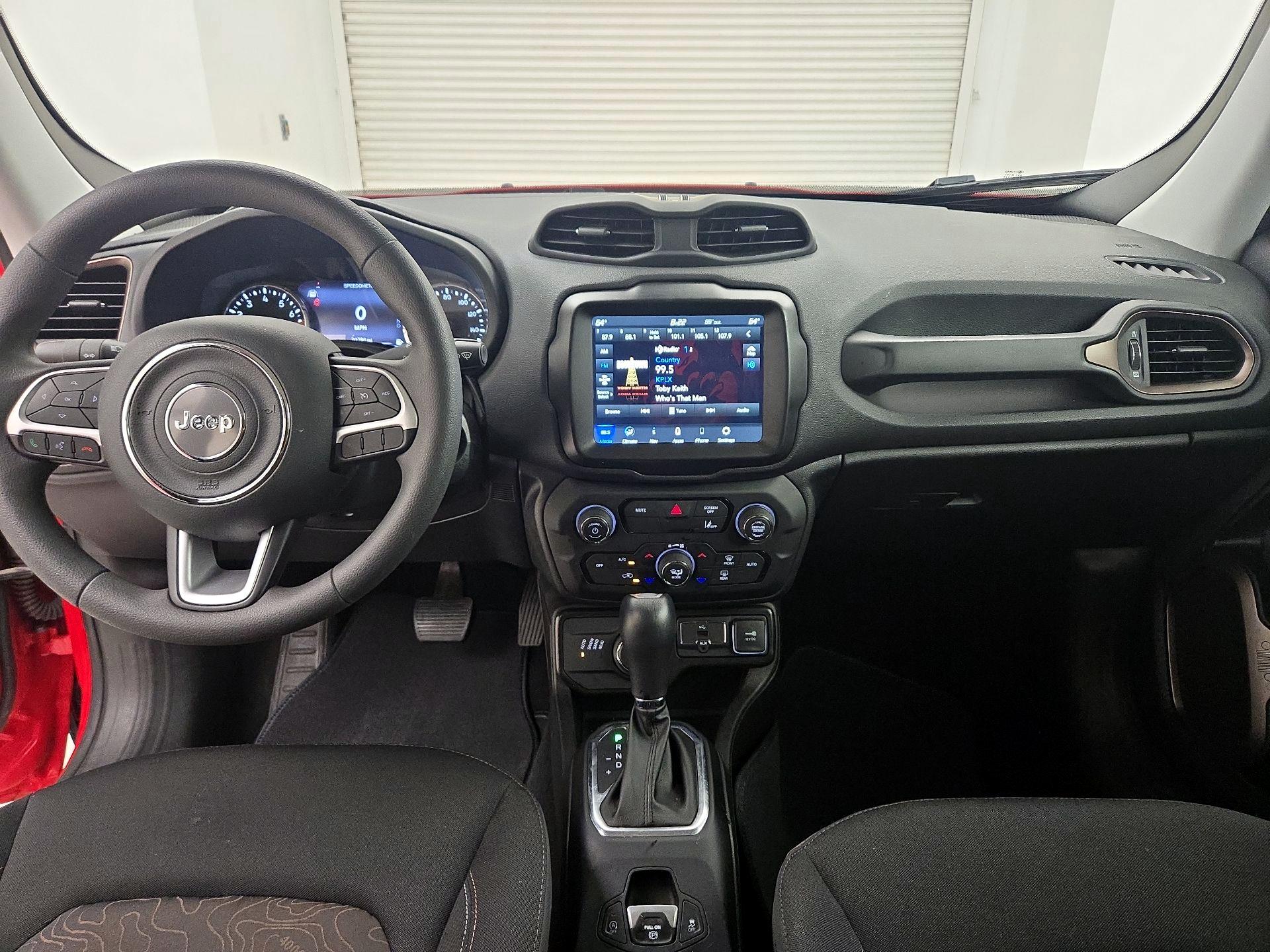 Thumbnail: 2023 Jeep Renegade - 9
